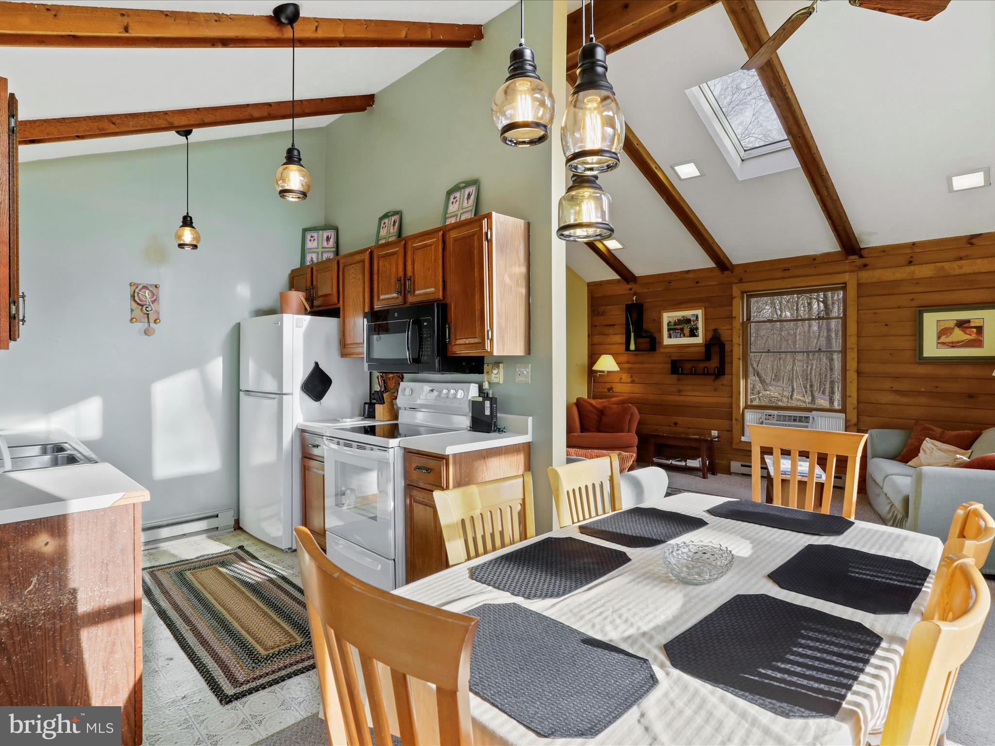 COOLFONT MOUNTAINSIDE - Residential