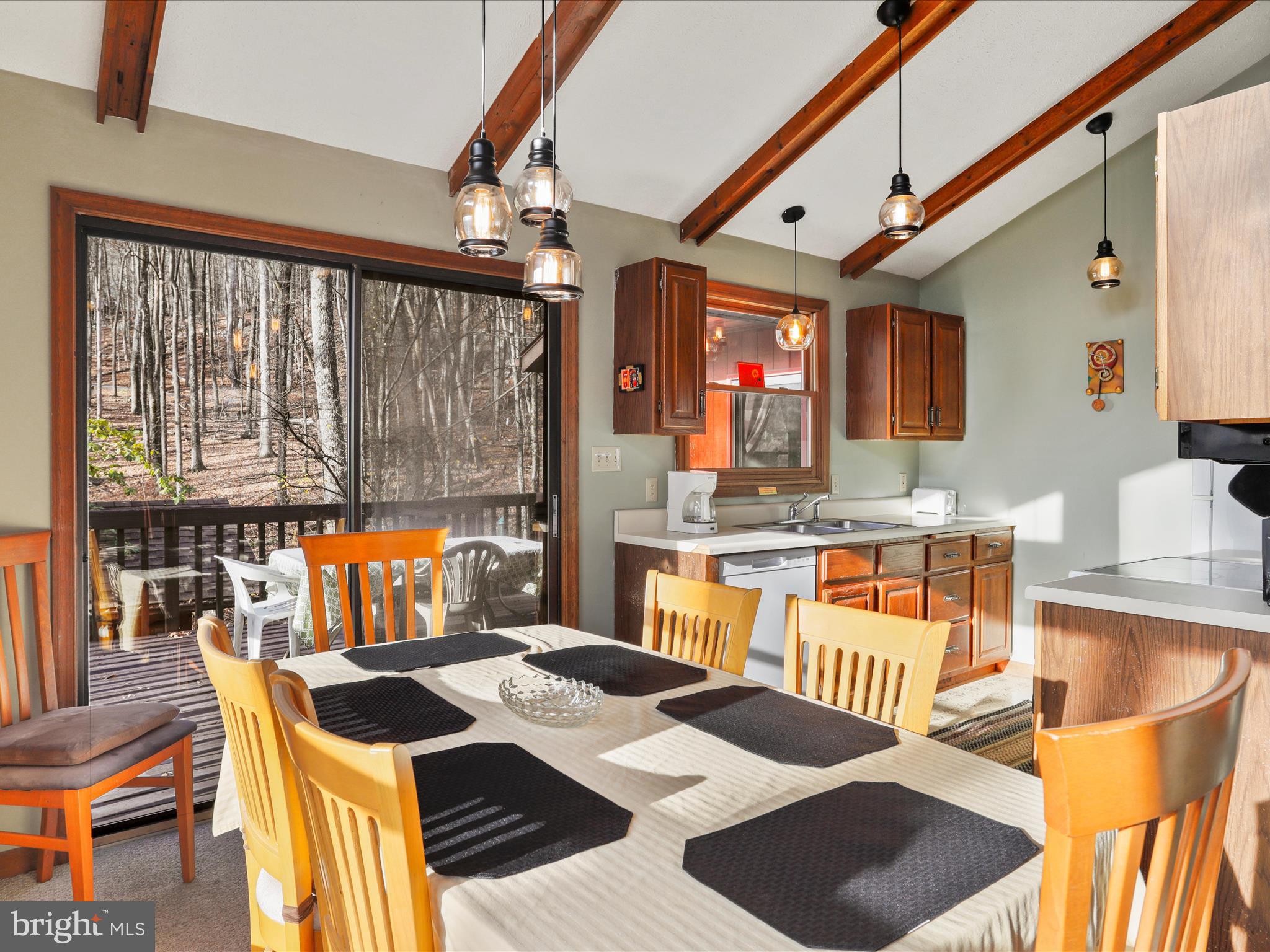 COOLFONT MOUNTAINSIDE - Residential