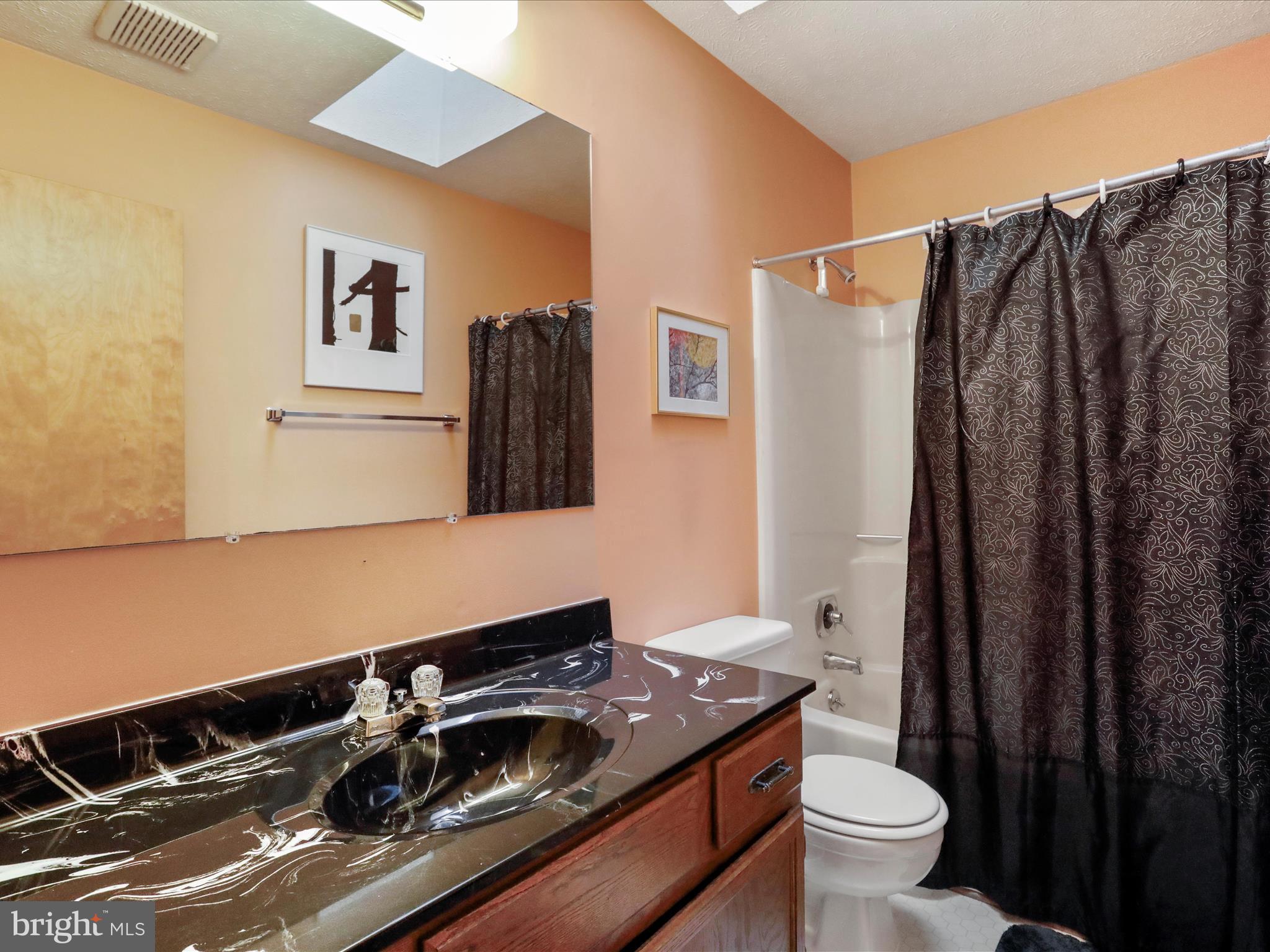 COOLFONT MOUNTAINSIDE - Residential