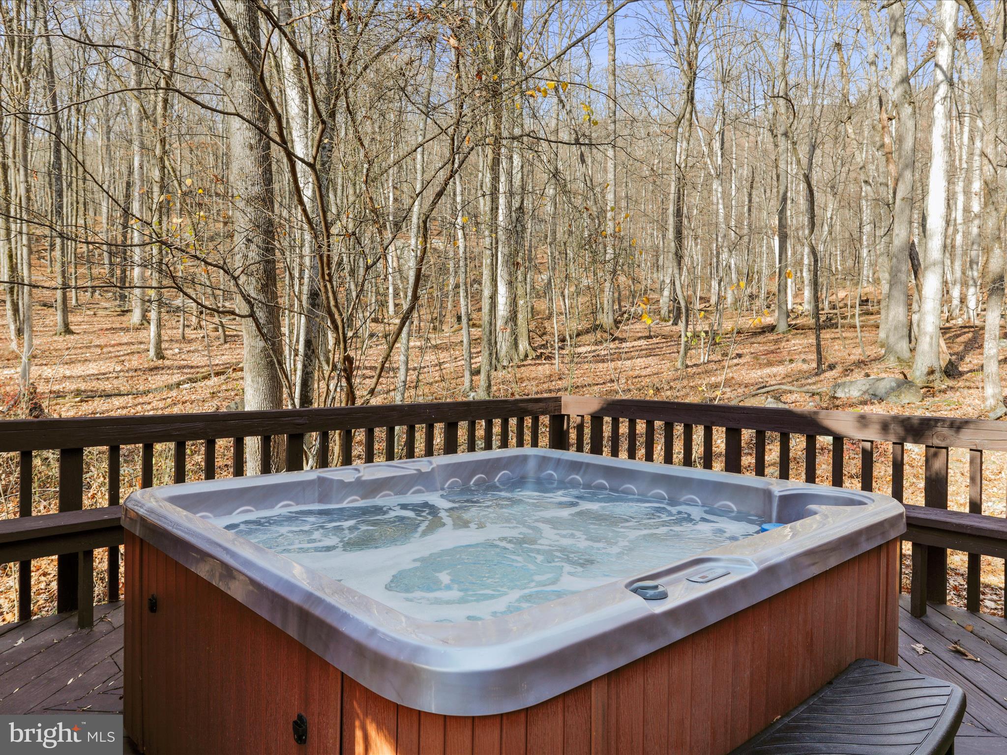 COOLFONT MOUNTAINSIDE - Residential