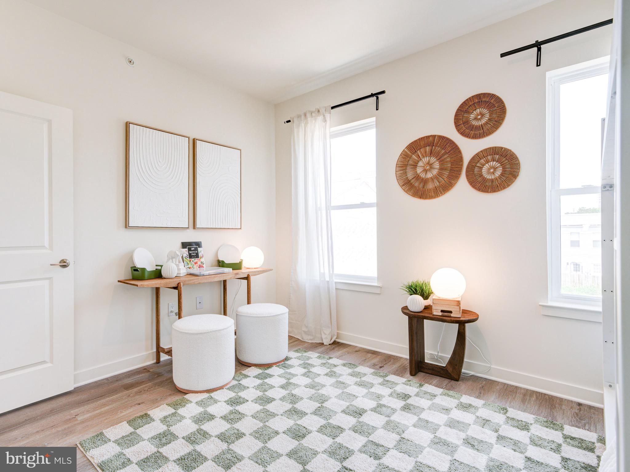 PORT RICHMOND - Residential