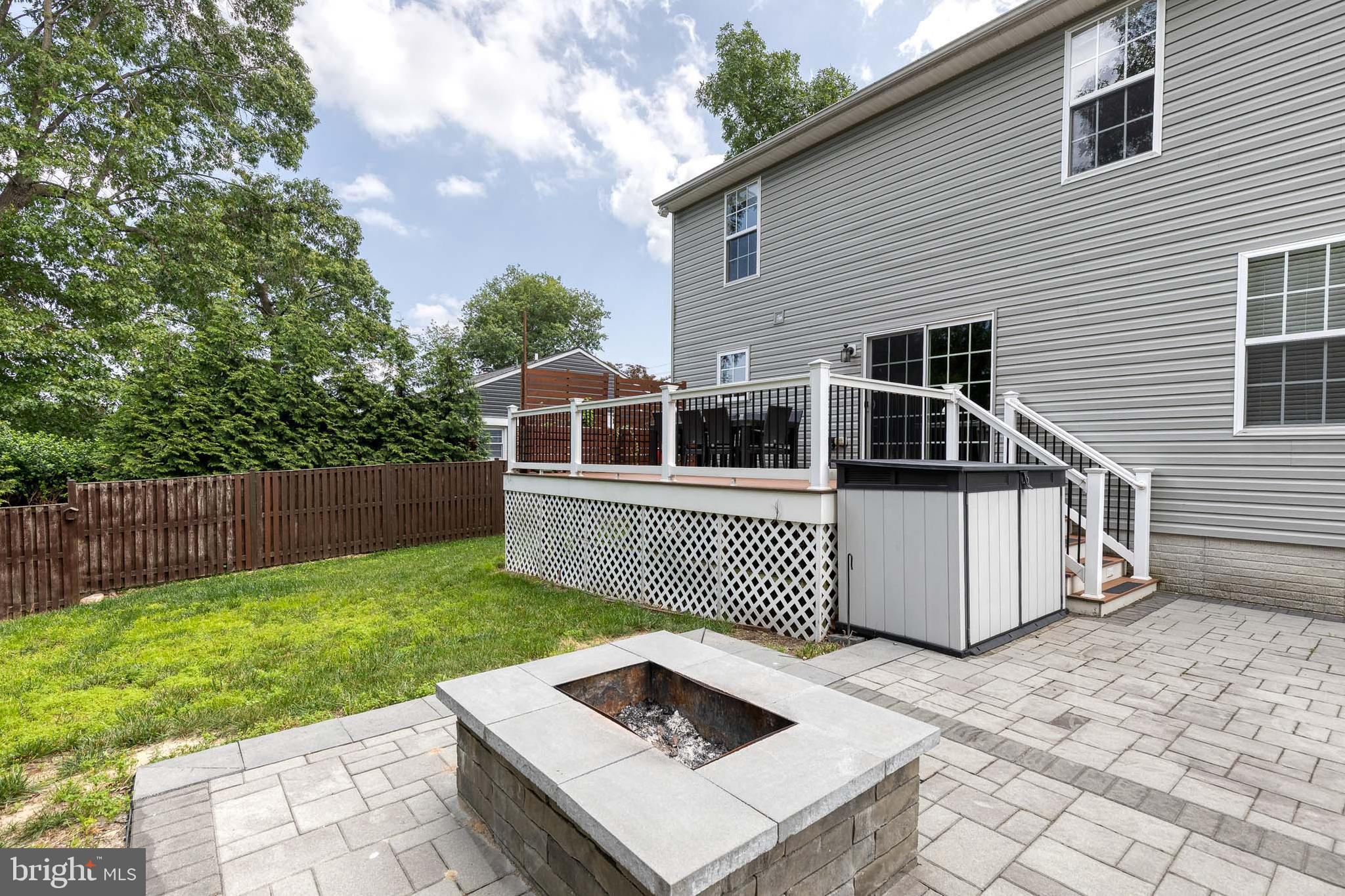 JOYCE ESTATES - Residential Lease