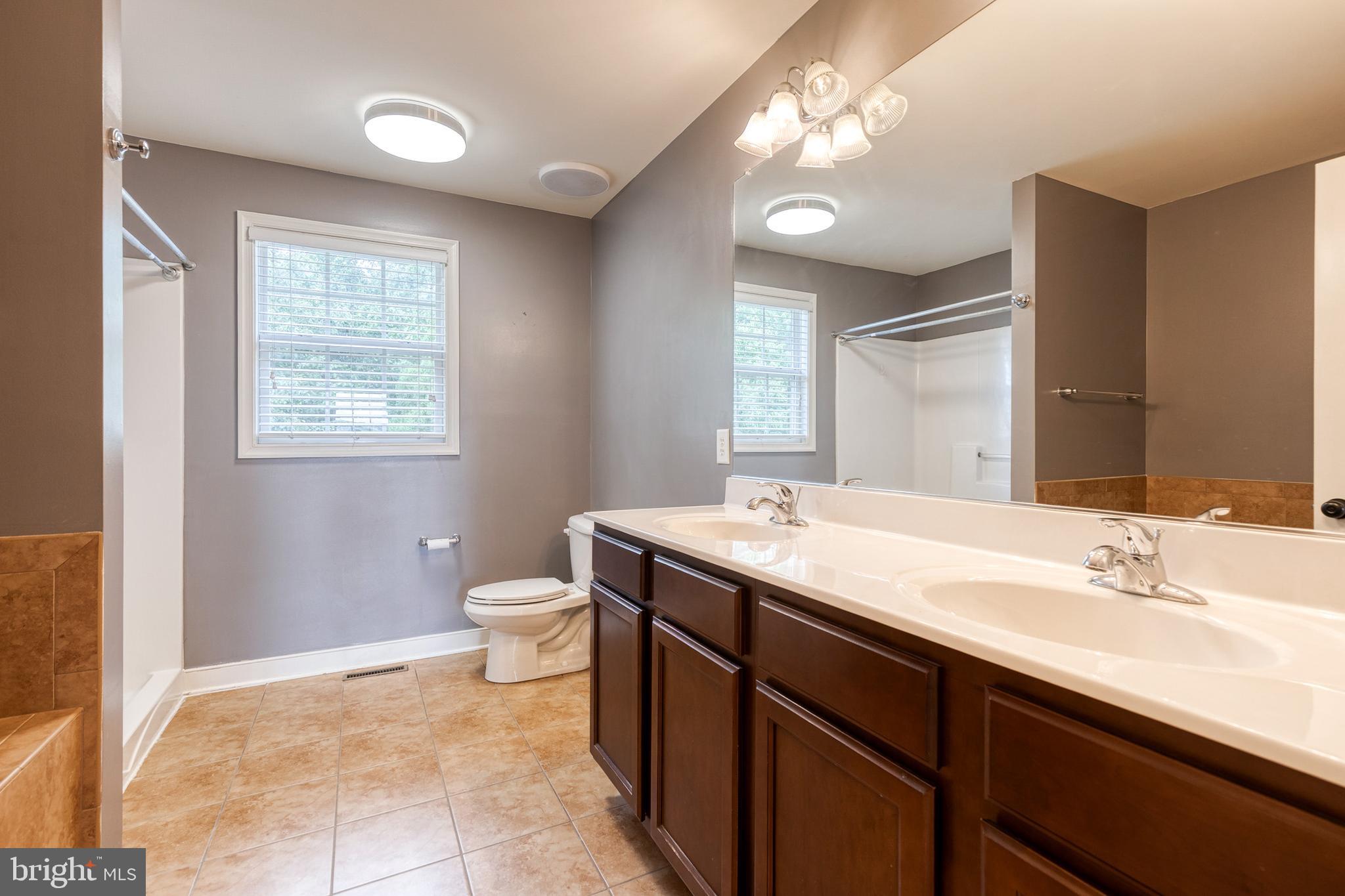 JOYCE ESTATES - Residential Lease