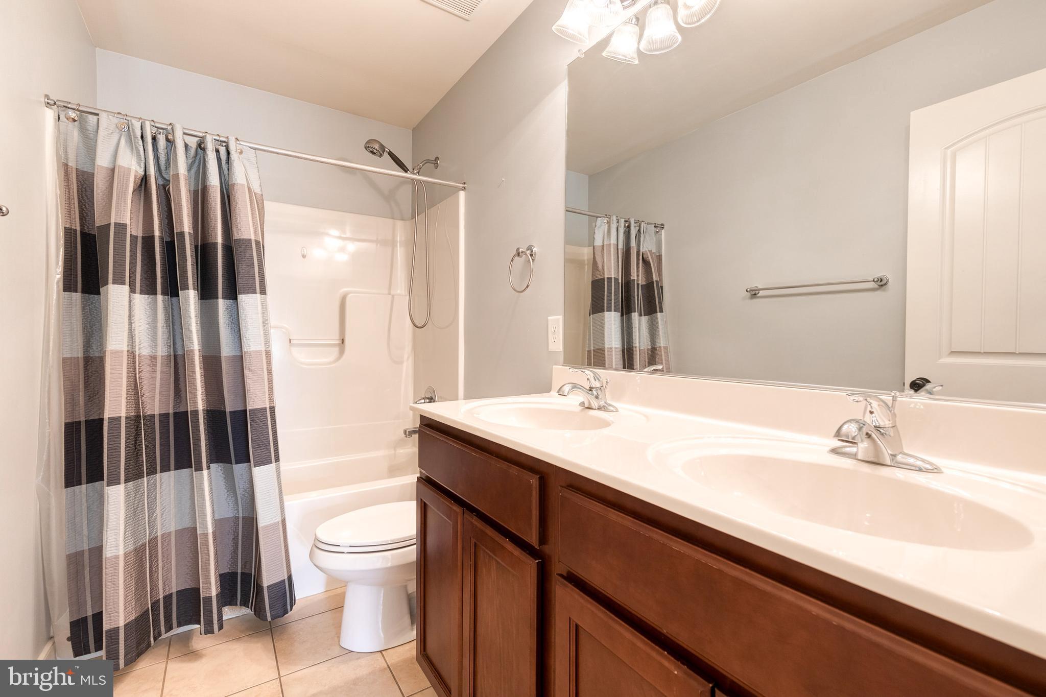 JOYCE ESTATES - Residential Lease