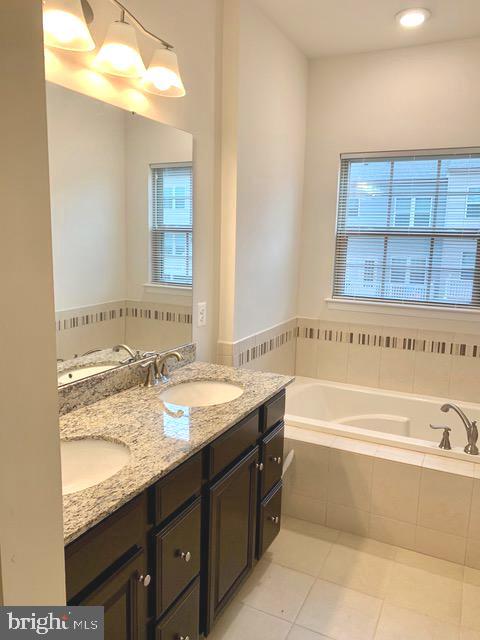 PARKSIDE - Residential Lease