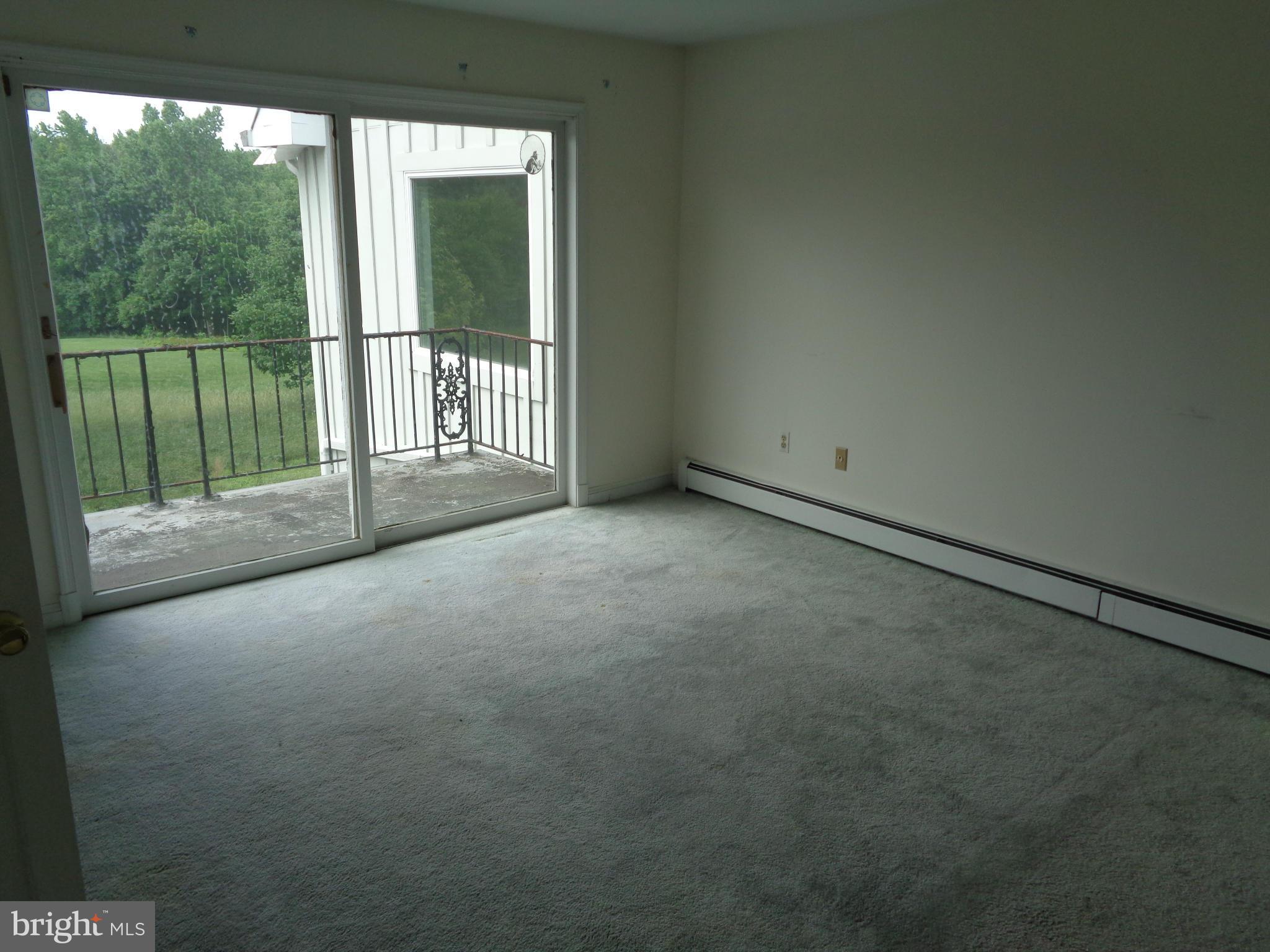 DAVIDSONVILLE - Residential