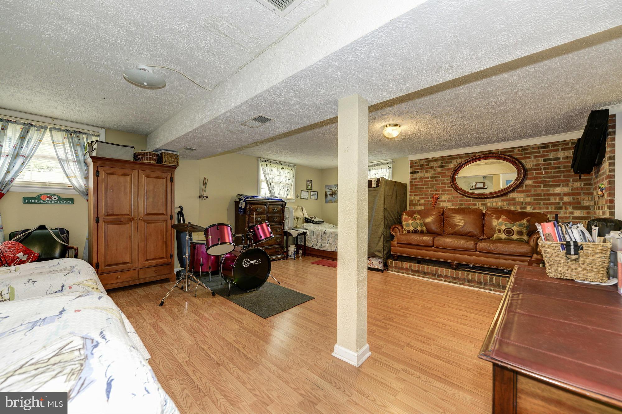 STERLING - Residential