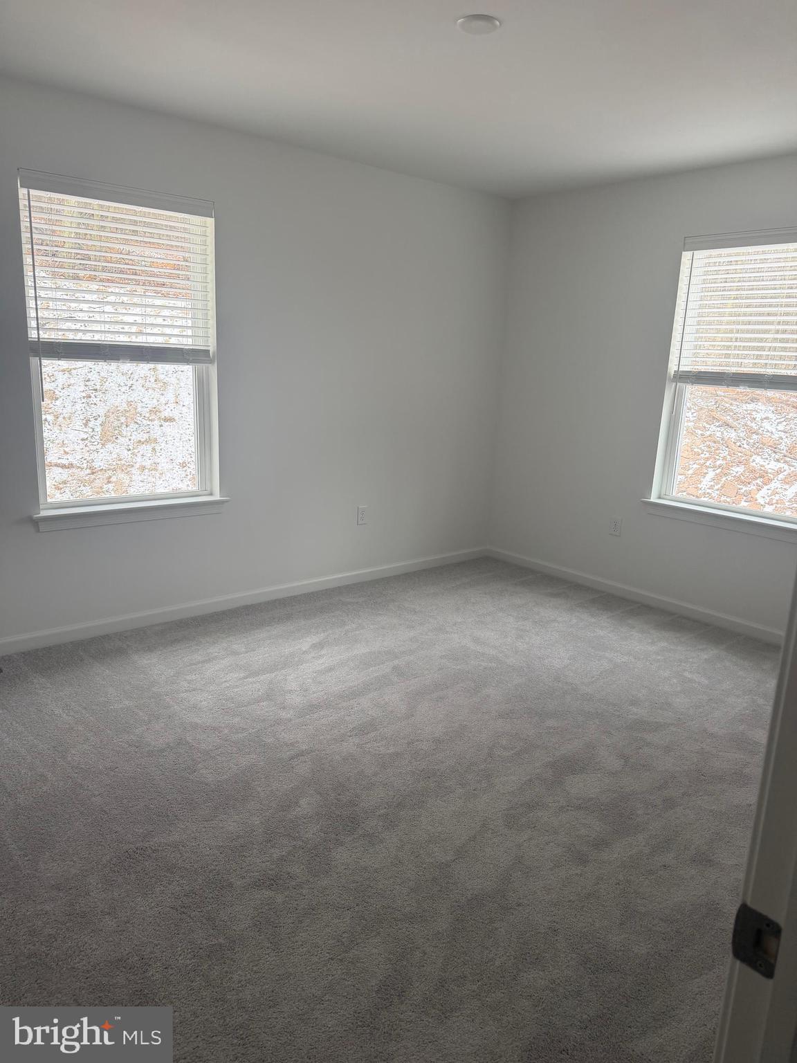 ROCKVILLE ESTATES - Residential