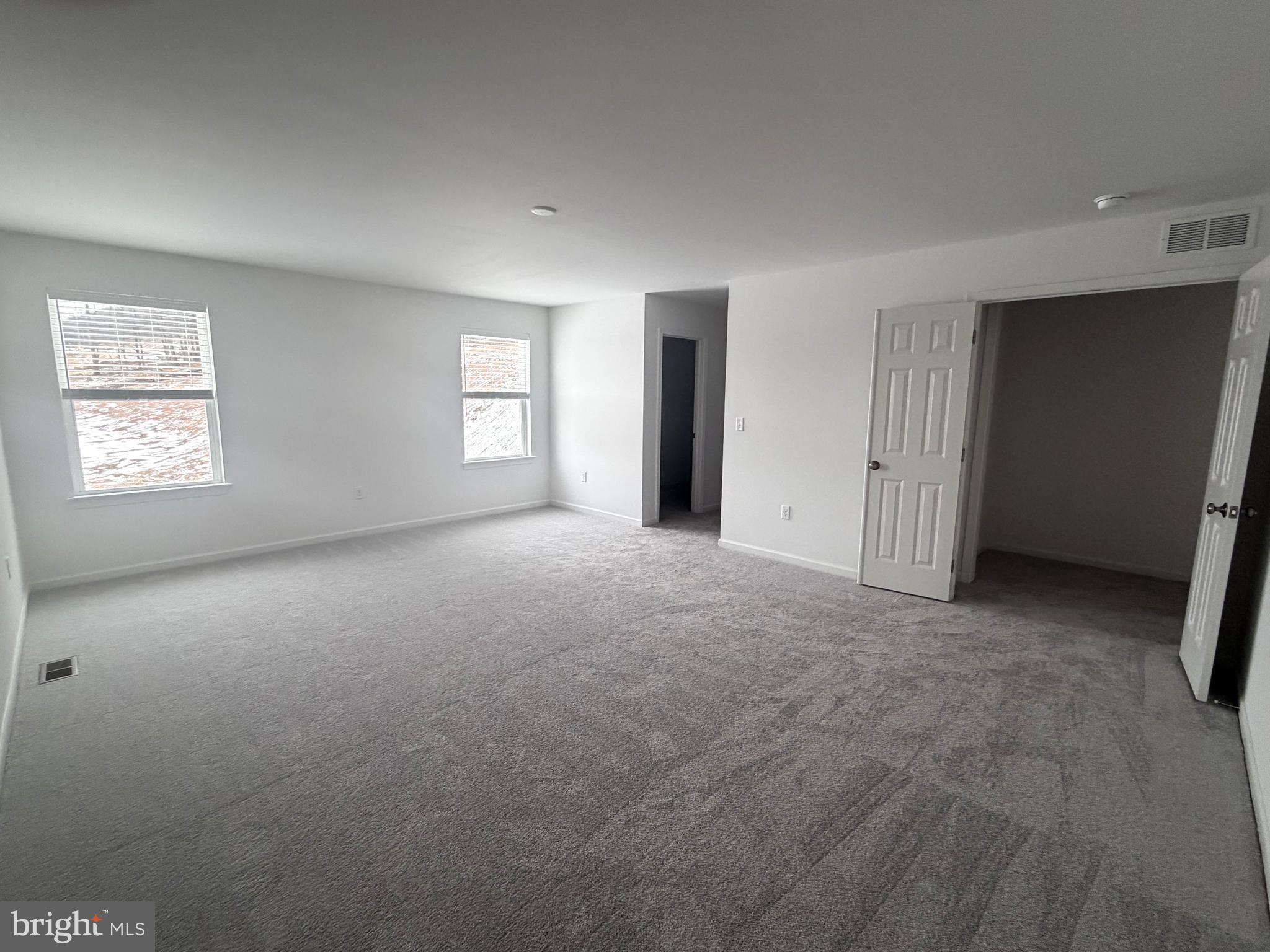 ROCKVILLE ESTATES - Residential