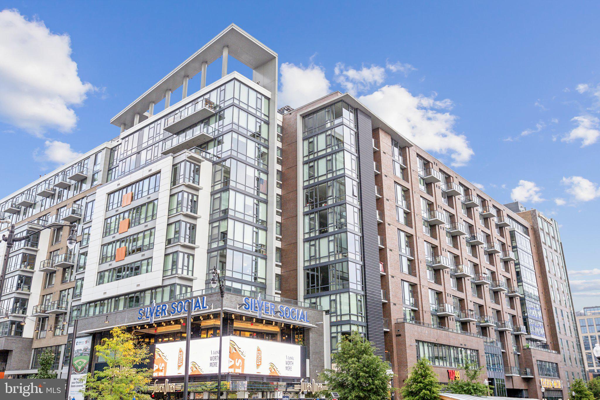 70 N STREET SE N405