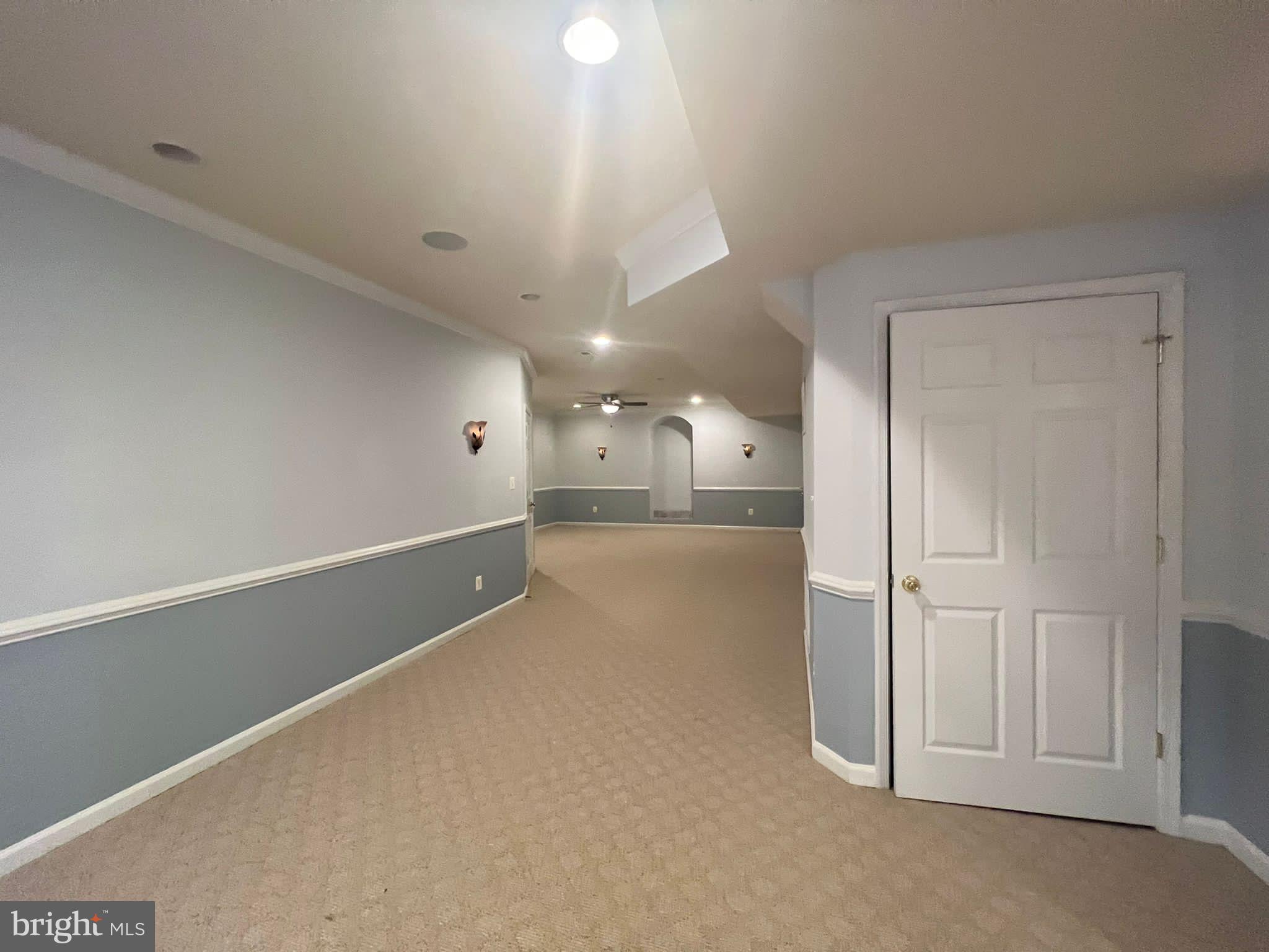 LOUDOUN VALLEY ESTATES - Residential Lease