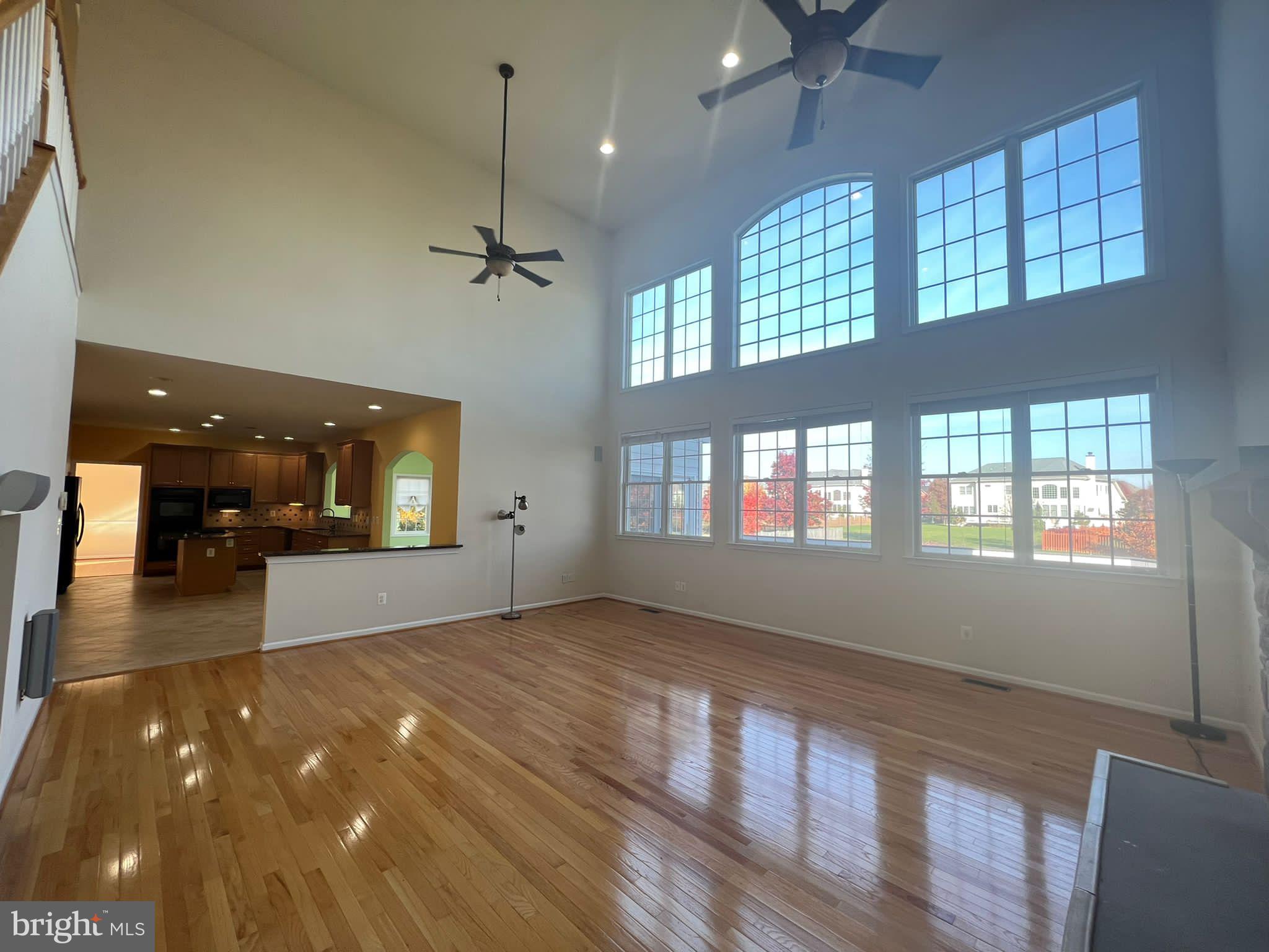 LOUDOUN VALLEY ESTATES - Residential Lease