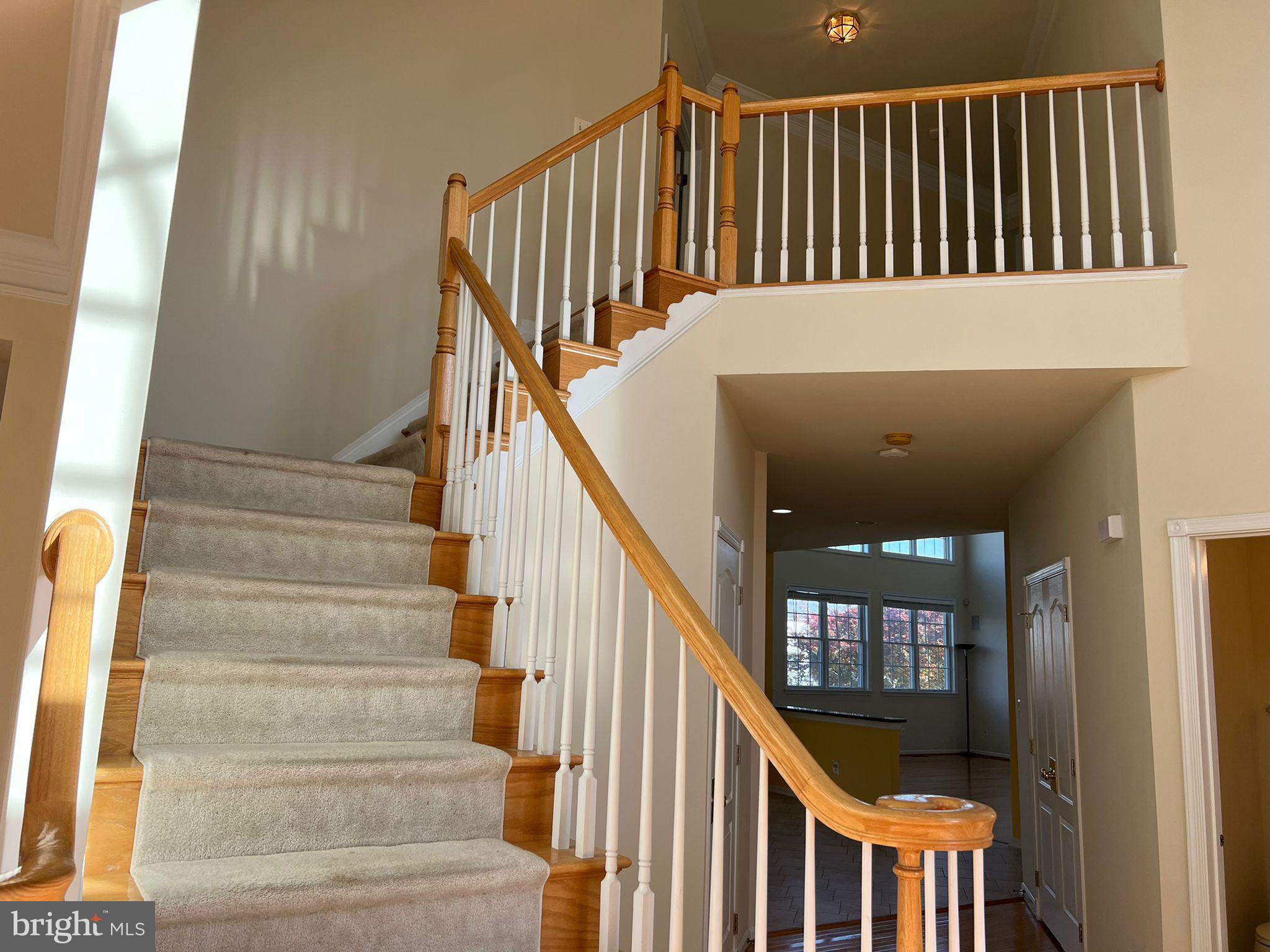 LOUDOUN VALLEY ESTATES - Residential Lease