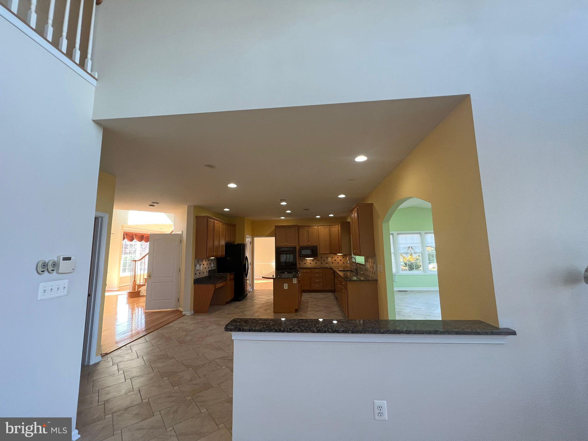 LOUDOUN VALLEY ESTATES - Residential Lease