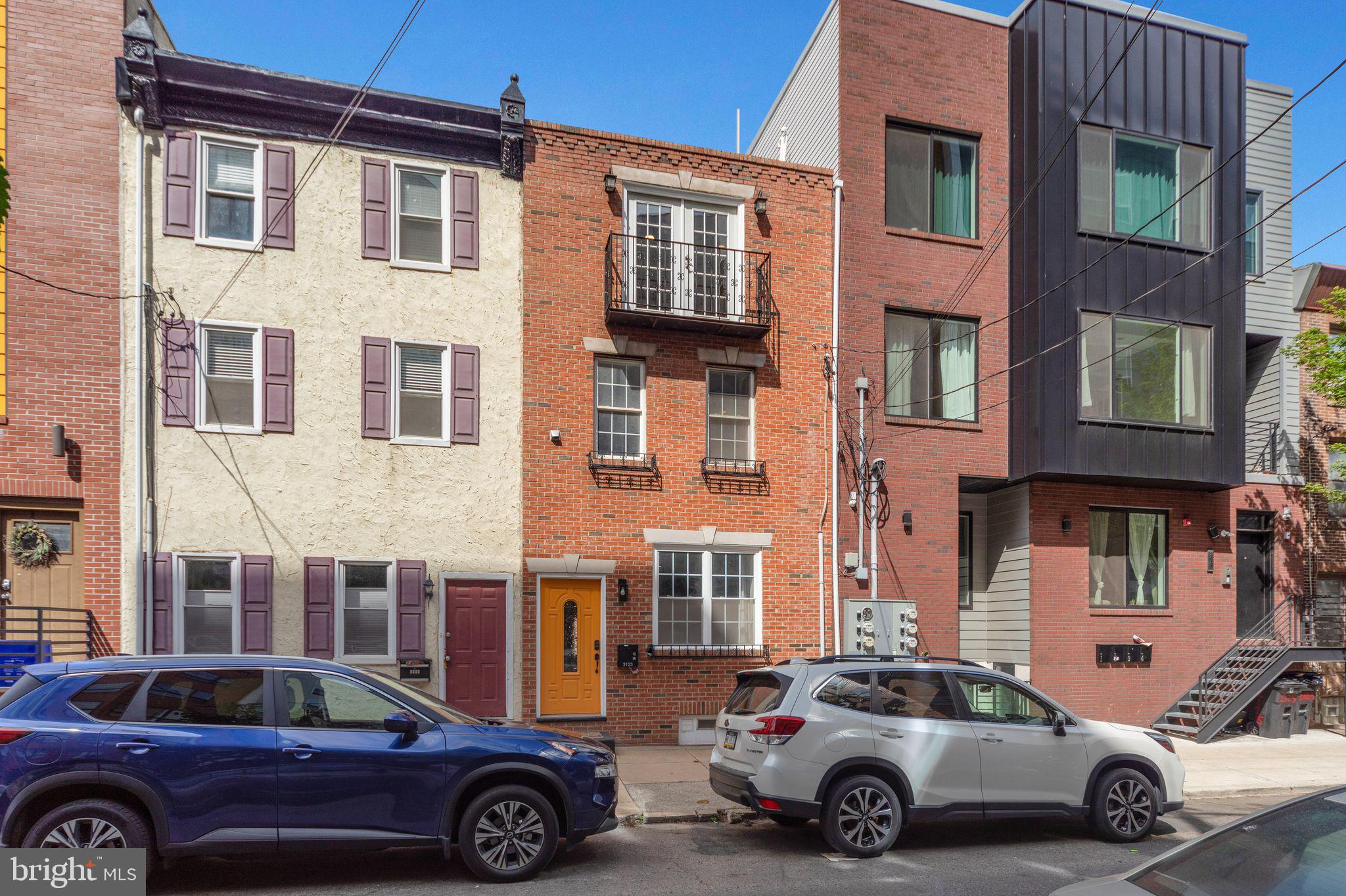Welcome to 2123 E. Norris Street – where modern style meets unbeatable convenience in the heart of Fishtown. This beautifully updated 3-bedroom, 2.5-bath home sits on a rare double lot running street to street, offering private parking for 3 cars or the potential to create an incredible outdoor oasis.
Inside, you’ll find a bright, open layout with a chef’s kitchen featuring an oversized Calcutta Quartz island, gas range with custom hood, designer backsplash, and plenty of storage—perfect for entertaining or everyday living. French doors open to your private gated driveway, a true city luxury.
The second floor includes two spacious bedrooms with oversized closets, a stylish full bath, laundry room, and a private Trex deck off the rear bedroom.
The third-floor primary suite is a standout with exposed brick, French doors to a Juliet balcony, and a spa-like en-suite with a jetted soaking tub and walk-in rainfall shower. A second private deck offers a peaceful spot to relax.
Located just a 6-minute walk to Berks Station and steps from Fishtown’s best spots—Laser Wolf, Suraya, Kalaya, Frankford Hall, and more—this home is the total package.
Don’t miss your chance to own a one-of-a-kind property in one of Philly’s hottest neighborhoods!