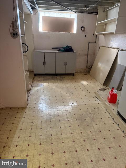 MAYFAIR (WEST) - Residential