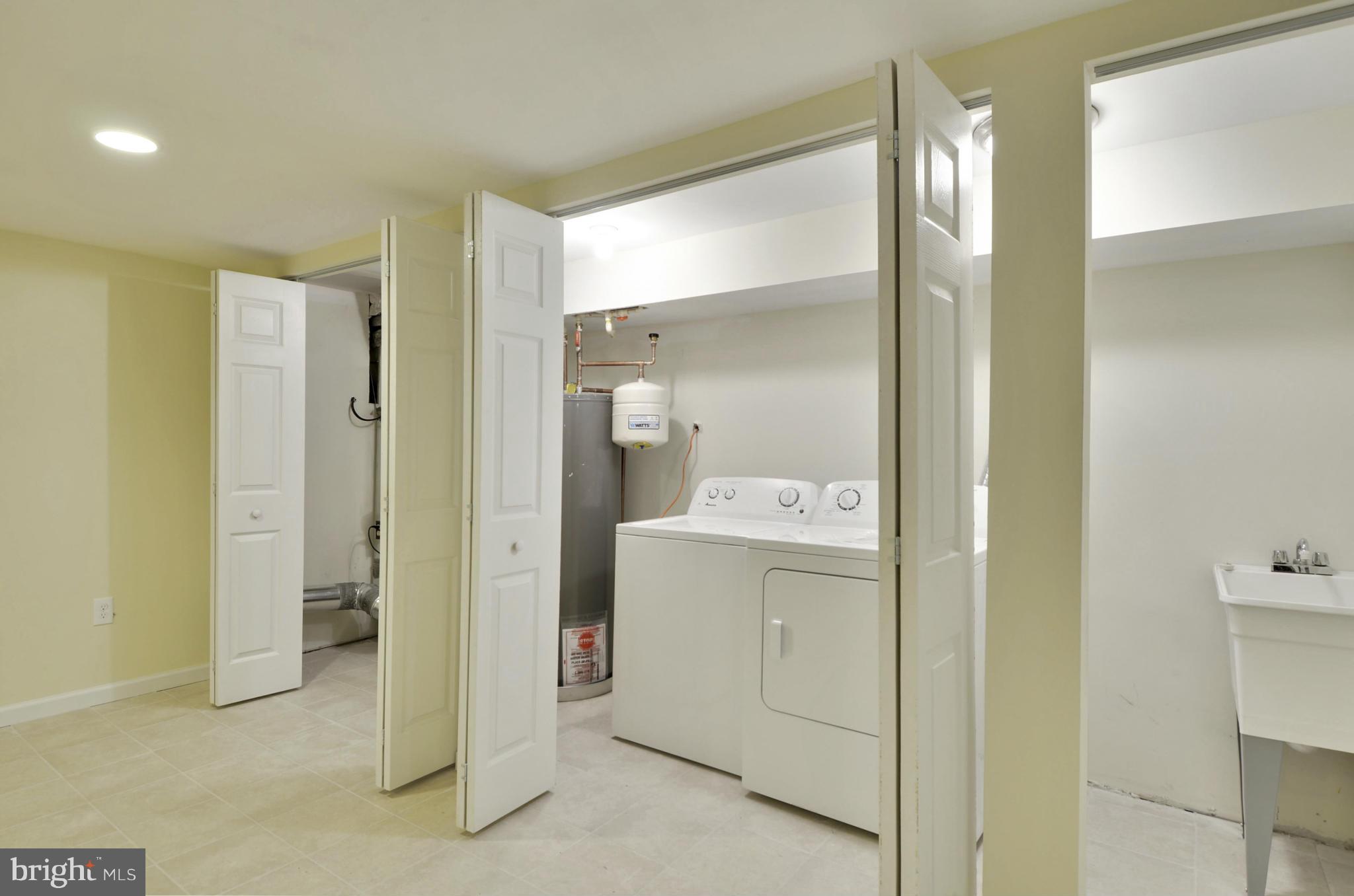 BOCK MANOR - Residential