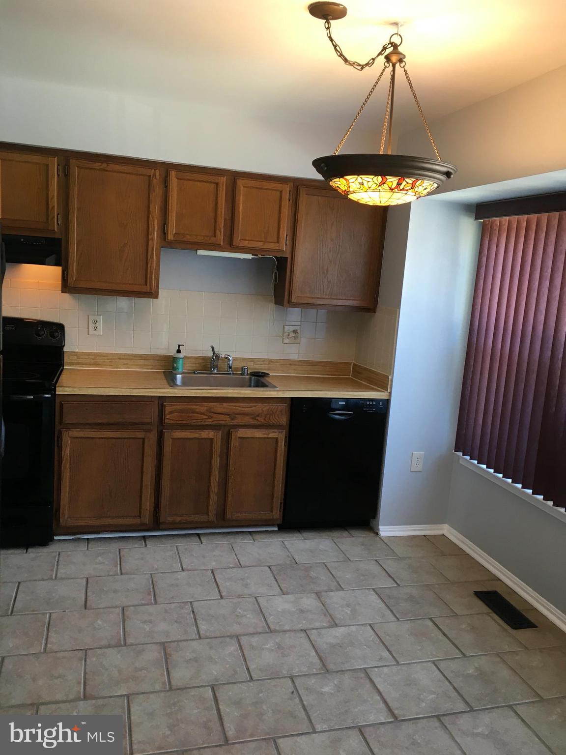 MONTCLAIR ST1 - Residential Lease