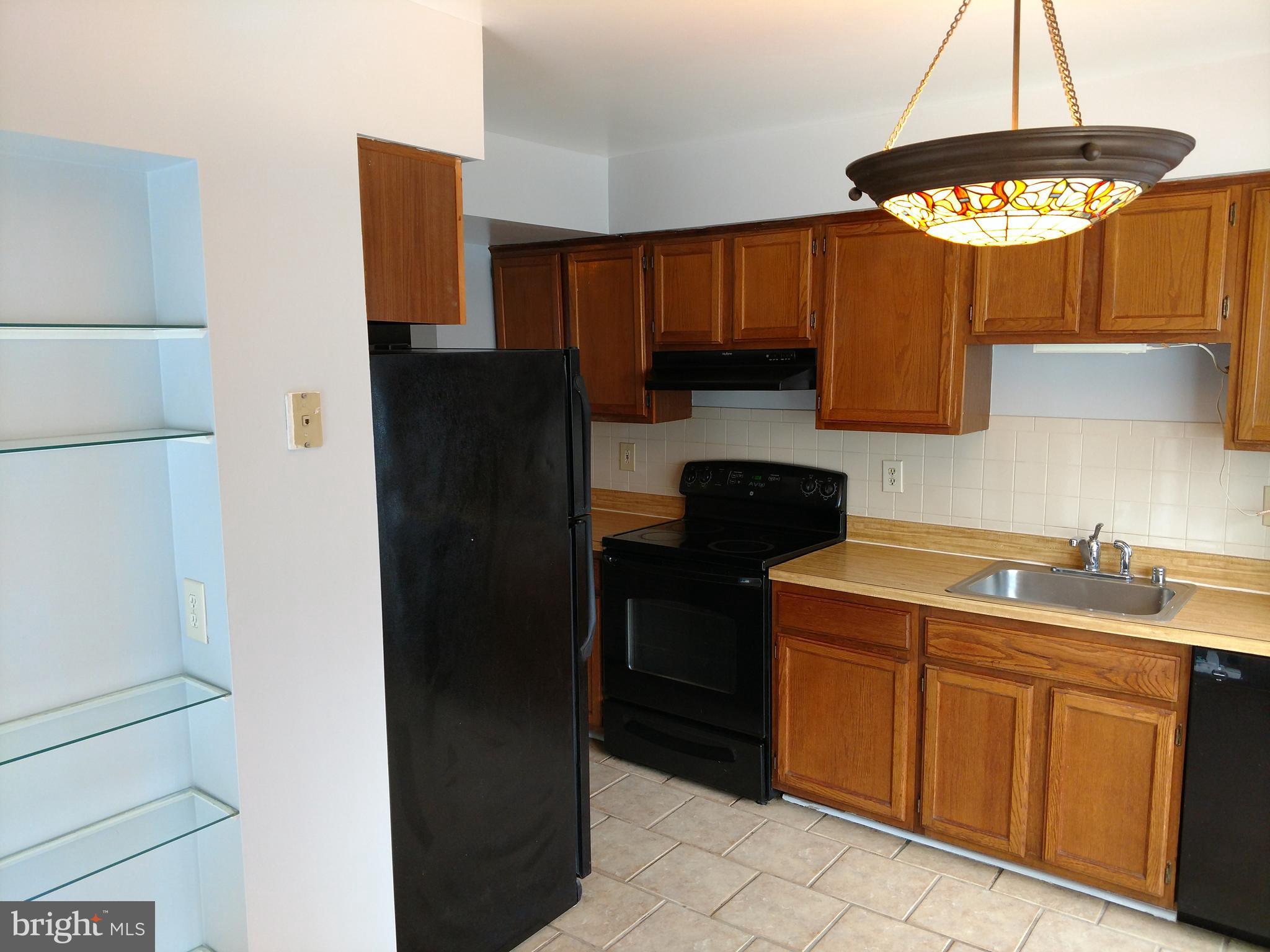 MONTCLAIR ST1 - Residential Lease