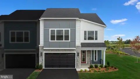 MLS: VAFV2042738