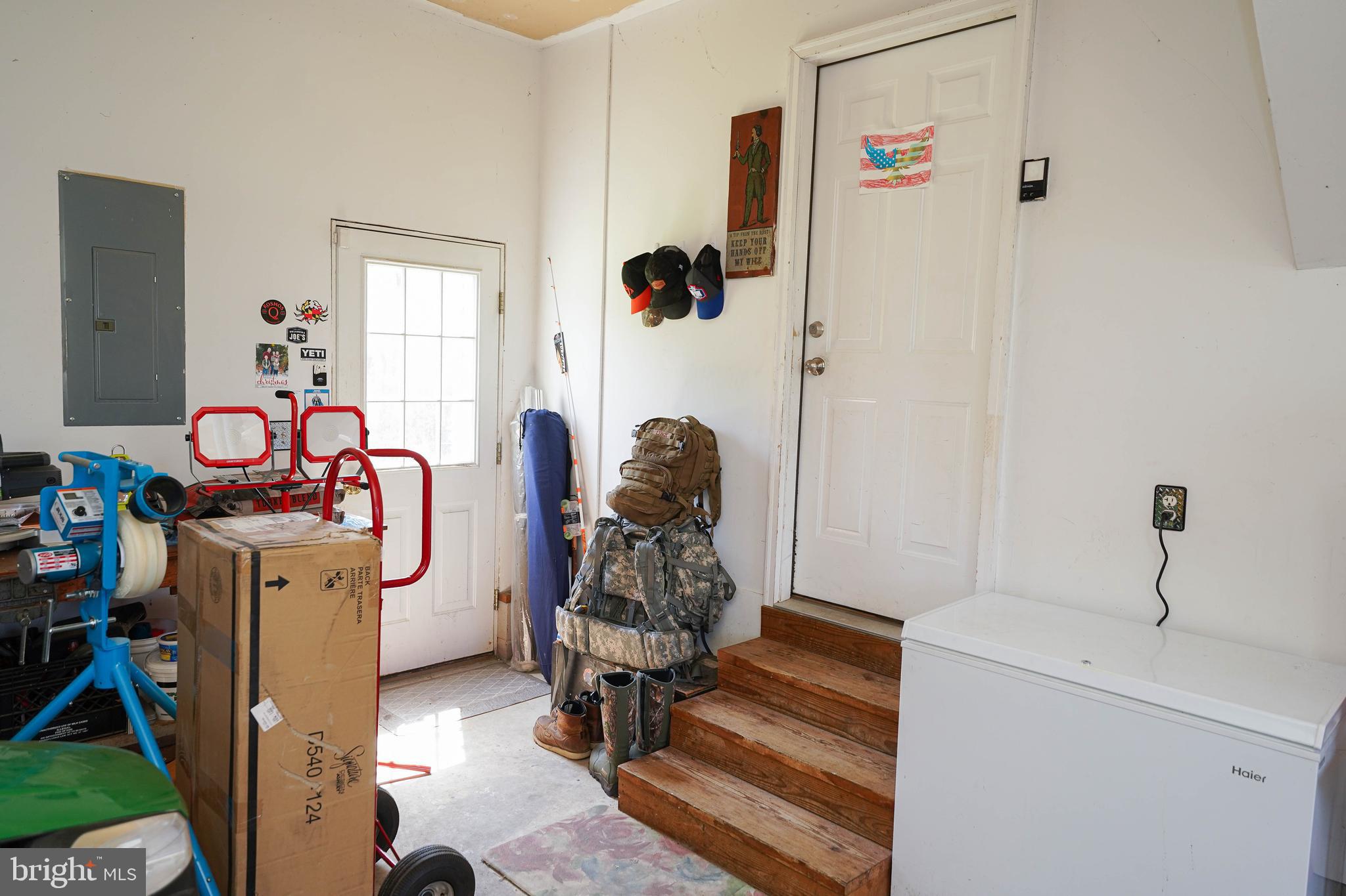 MOCKING BIRD - Residential