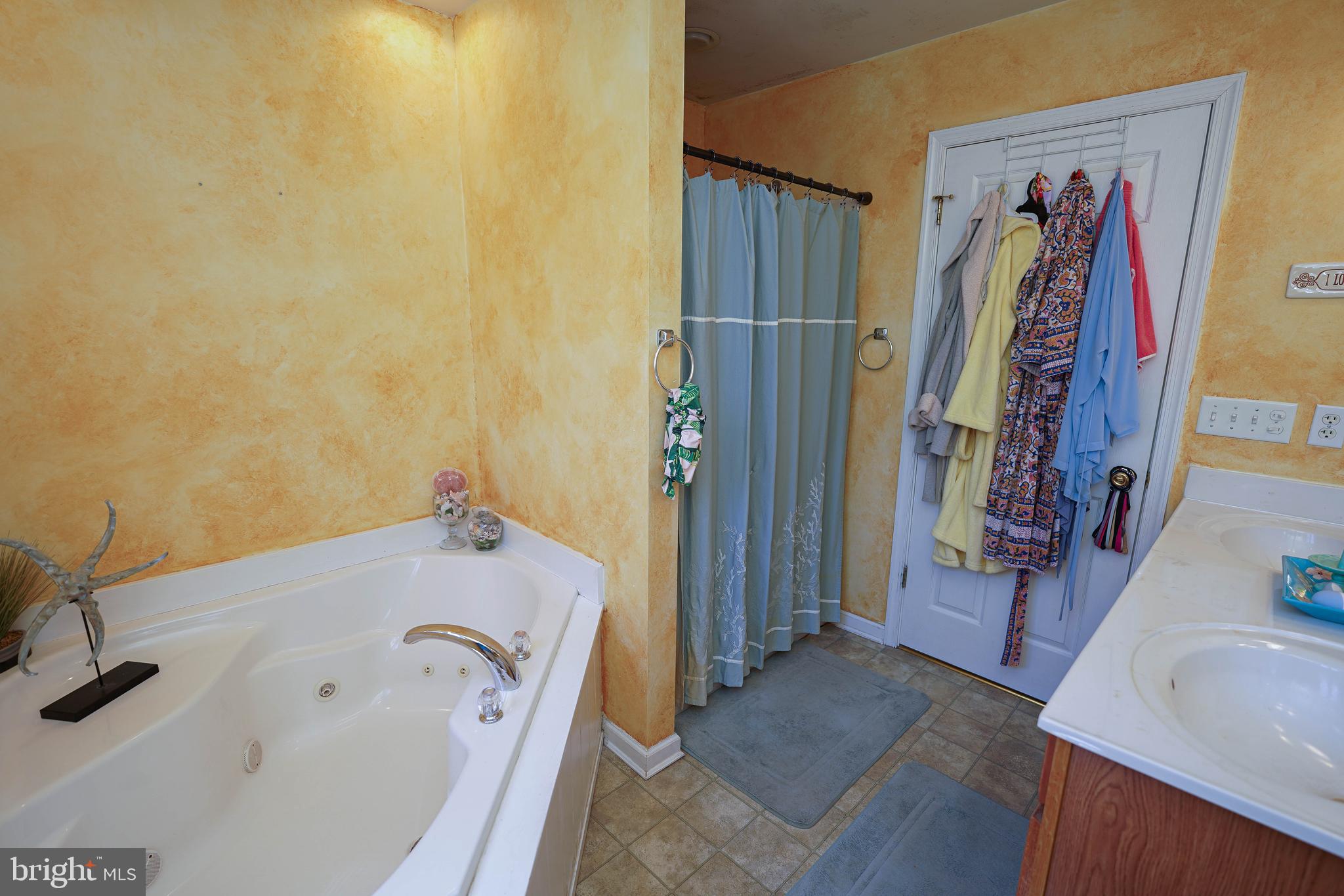 MOCKING BIRD - Residential