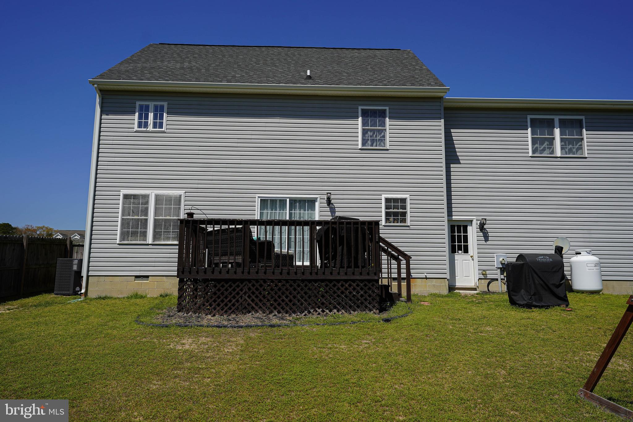 MOCKING BIRD - Residential