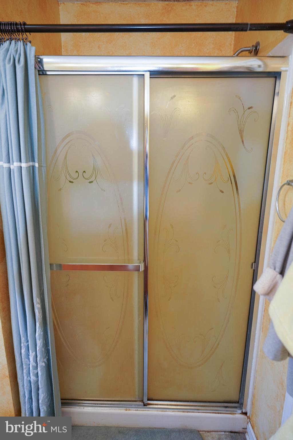 MOCKING BIRD - Residential