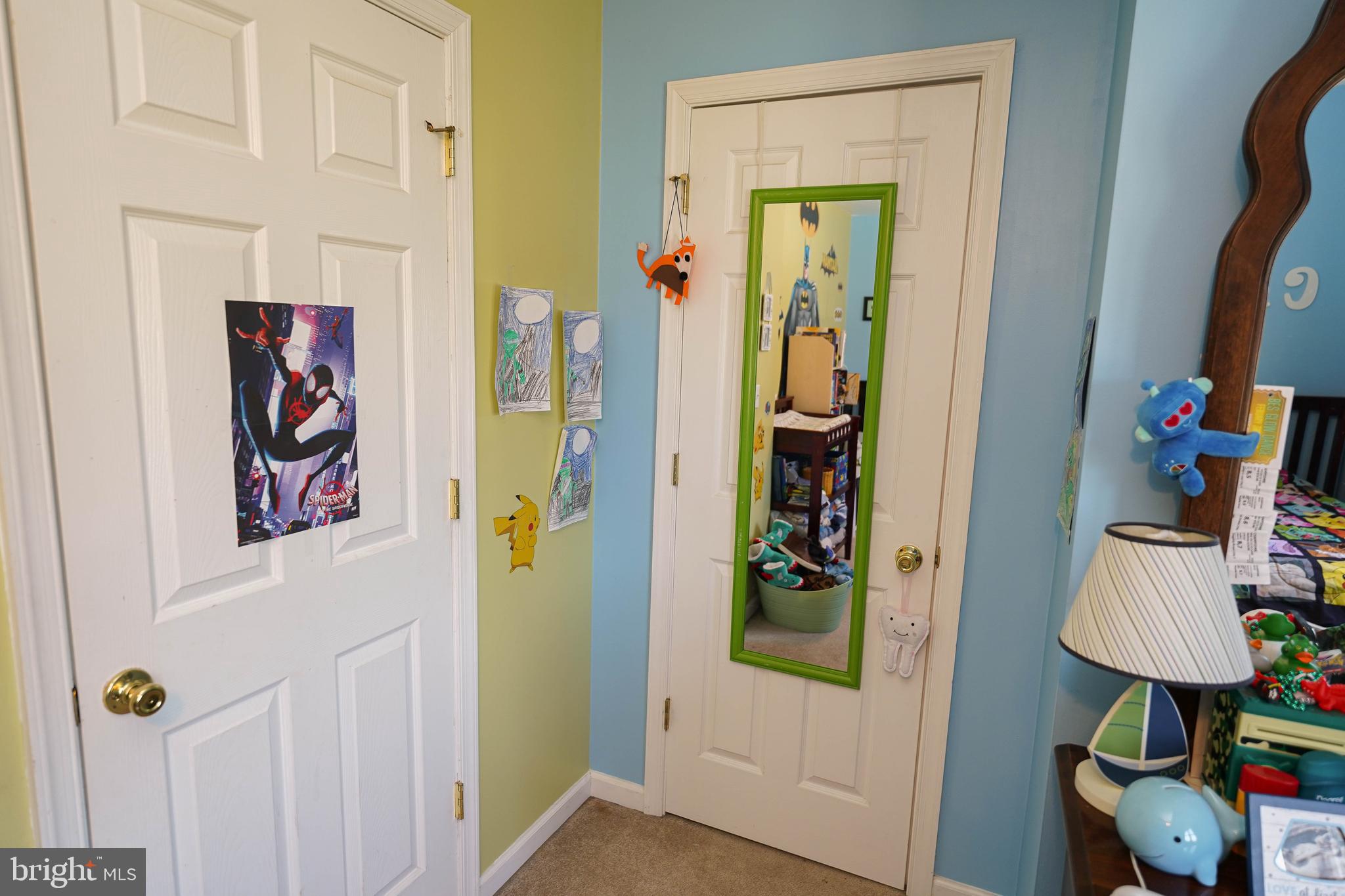 MOCKING BIRD - Residential