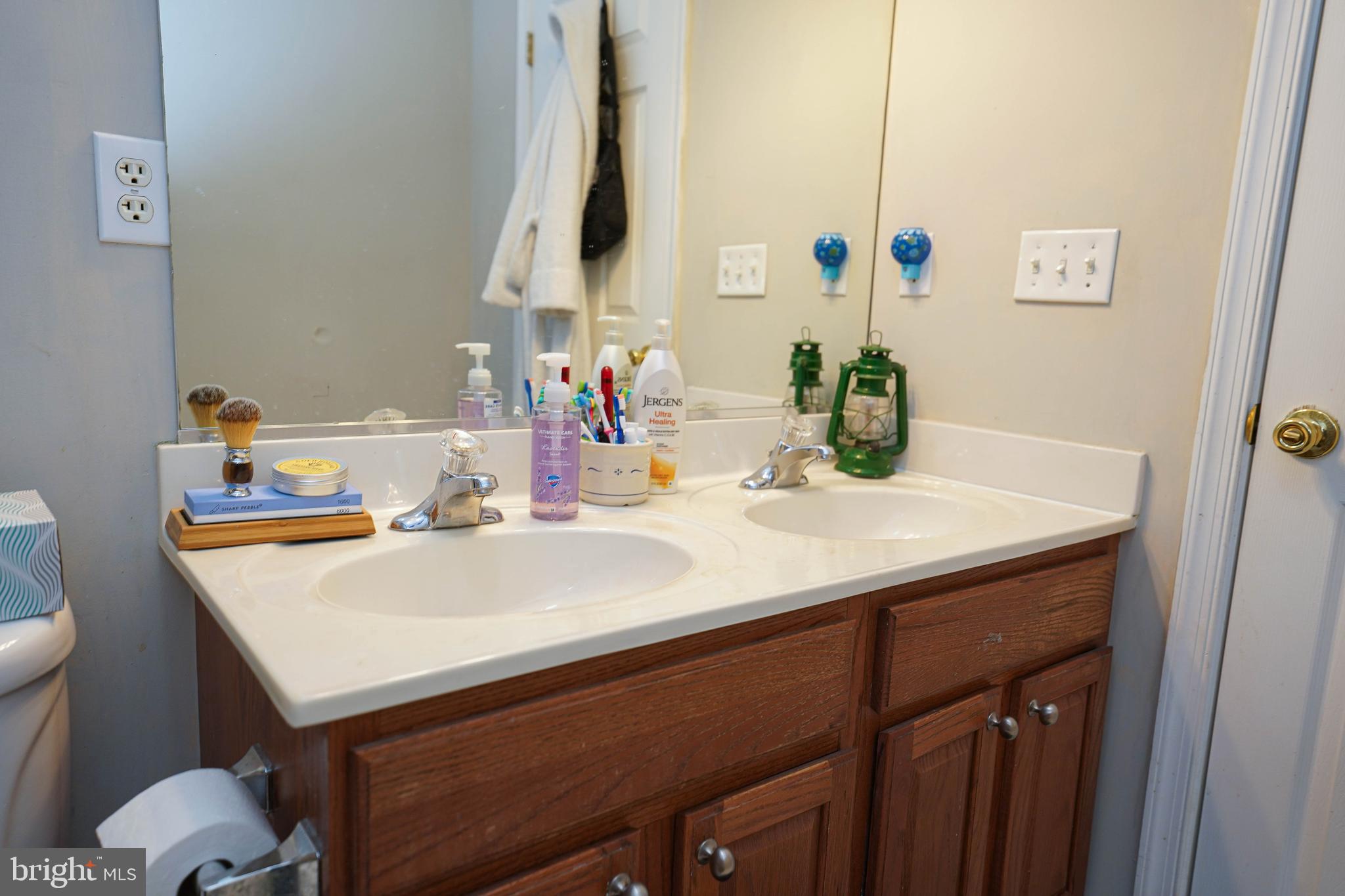 MOCKING BIRD - Residential