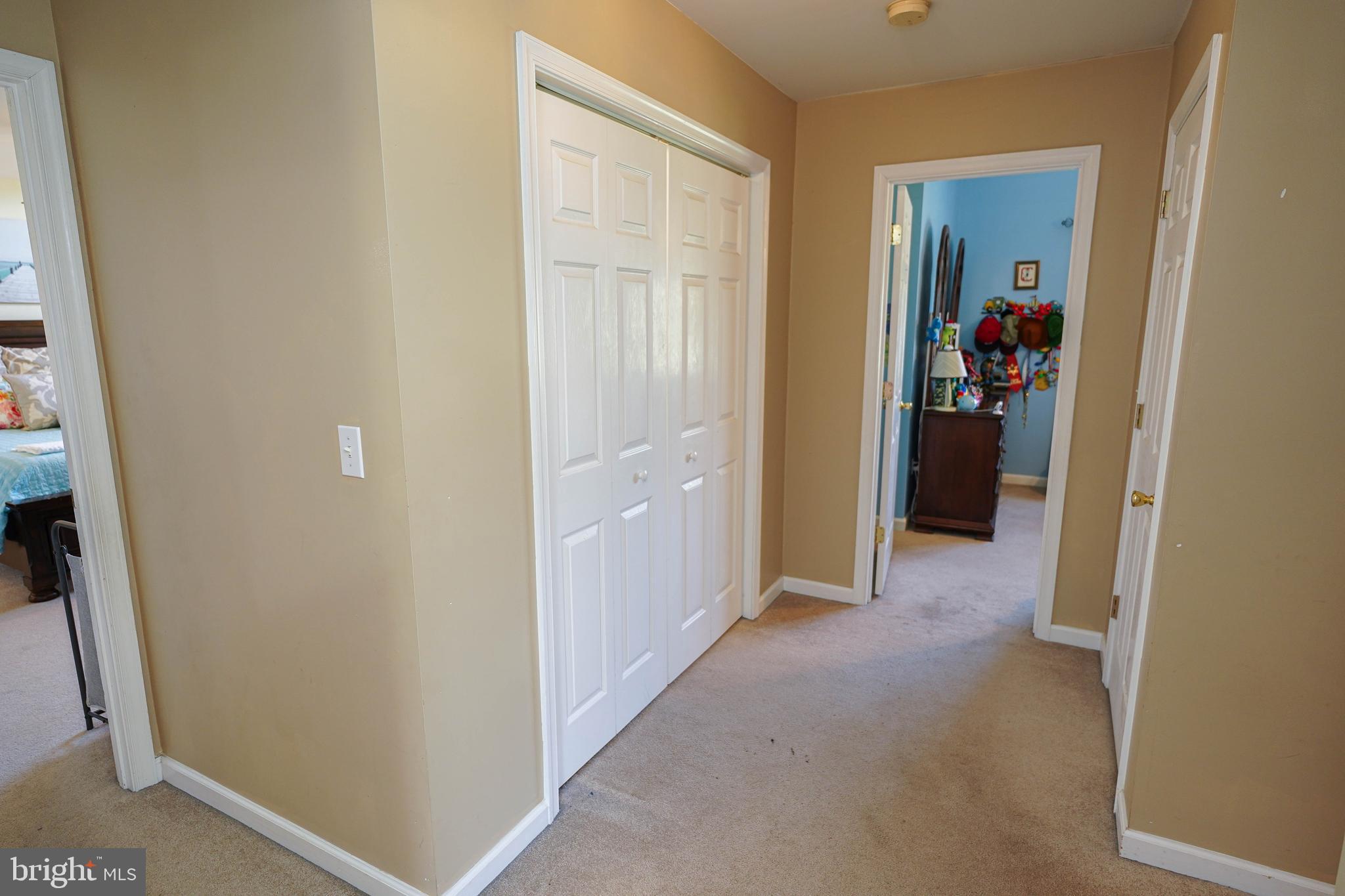 MOCKING BIRD - Residential