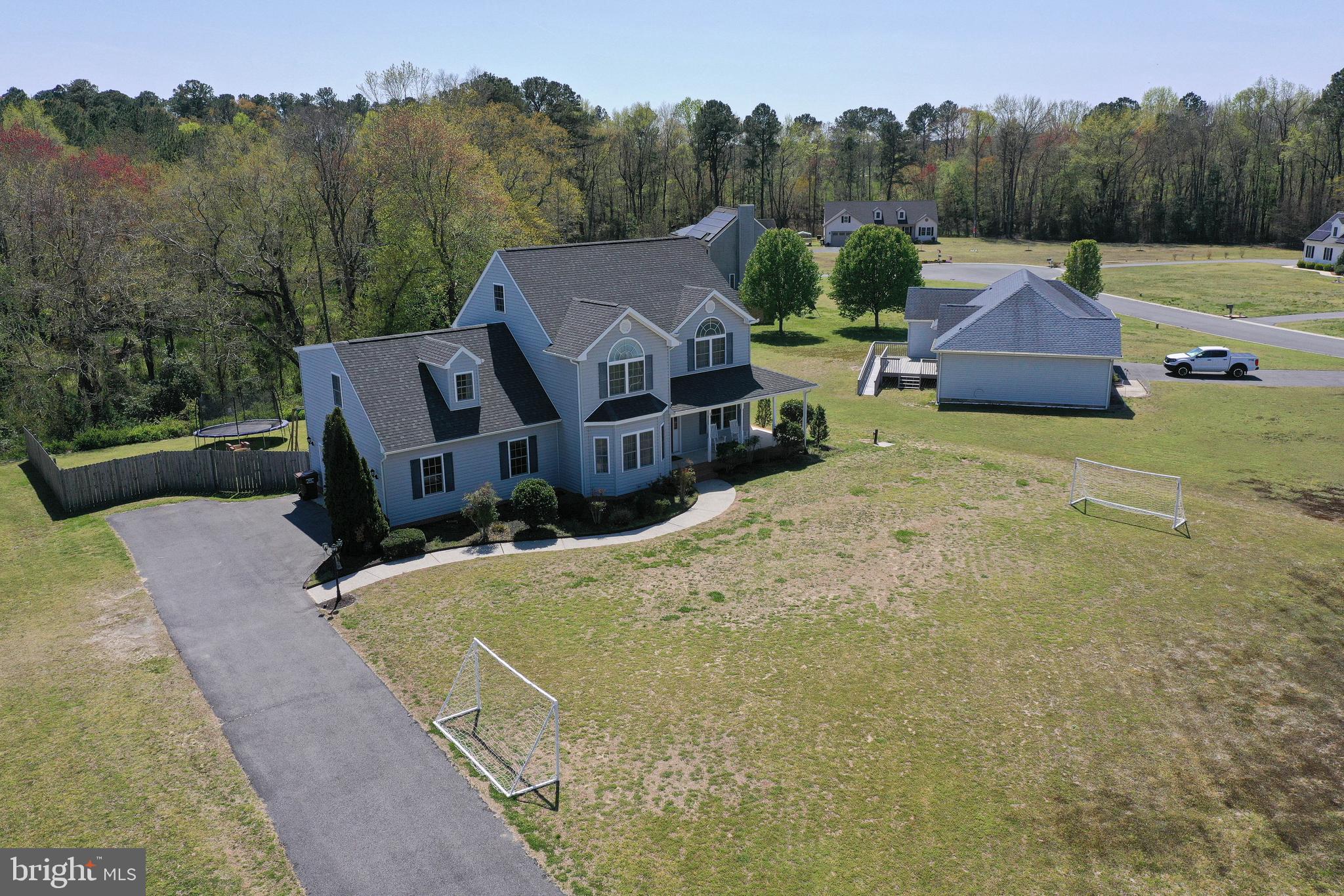 MOCKING BIRD - Residential