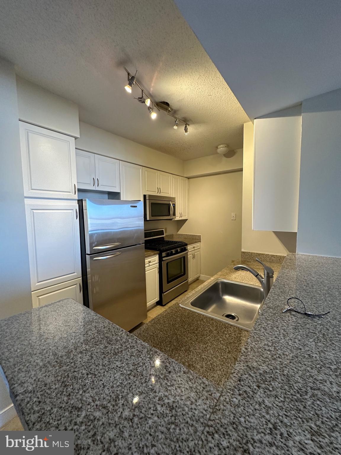 555 MASSACHUSETTS AVENUE NW 917