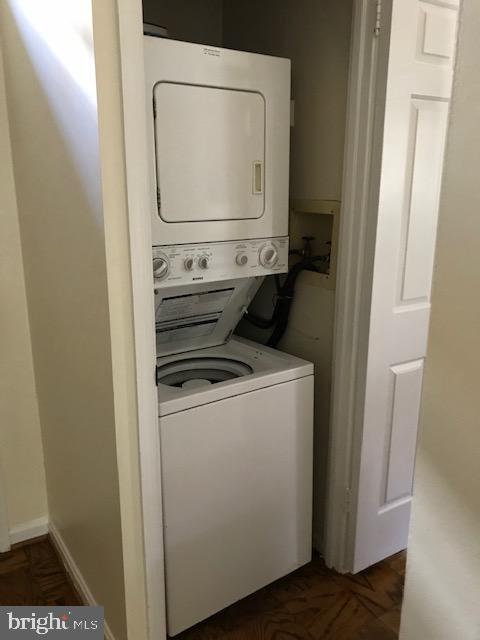 WATERGATE OF ALEXANDRIA - Residential Lease