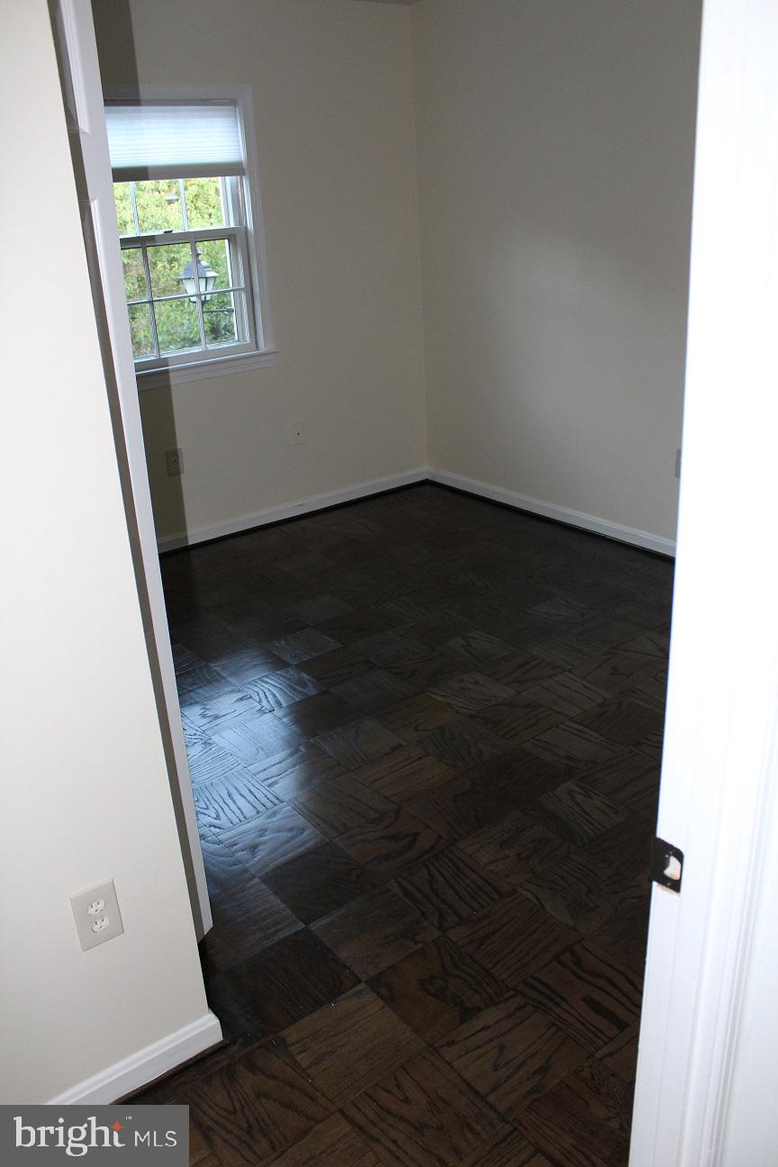 WATERGATE OF ALEXANDRIA - Residential Lease