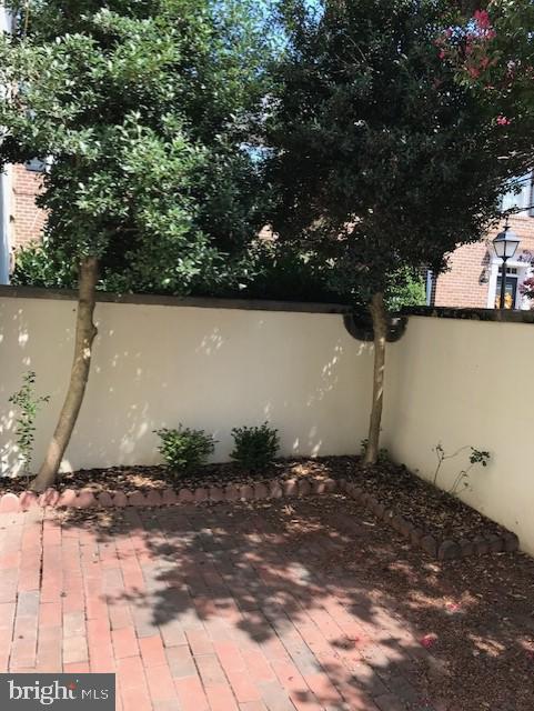 WATERGATE OF ALEXANDRIA - Residential Lease