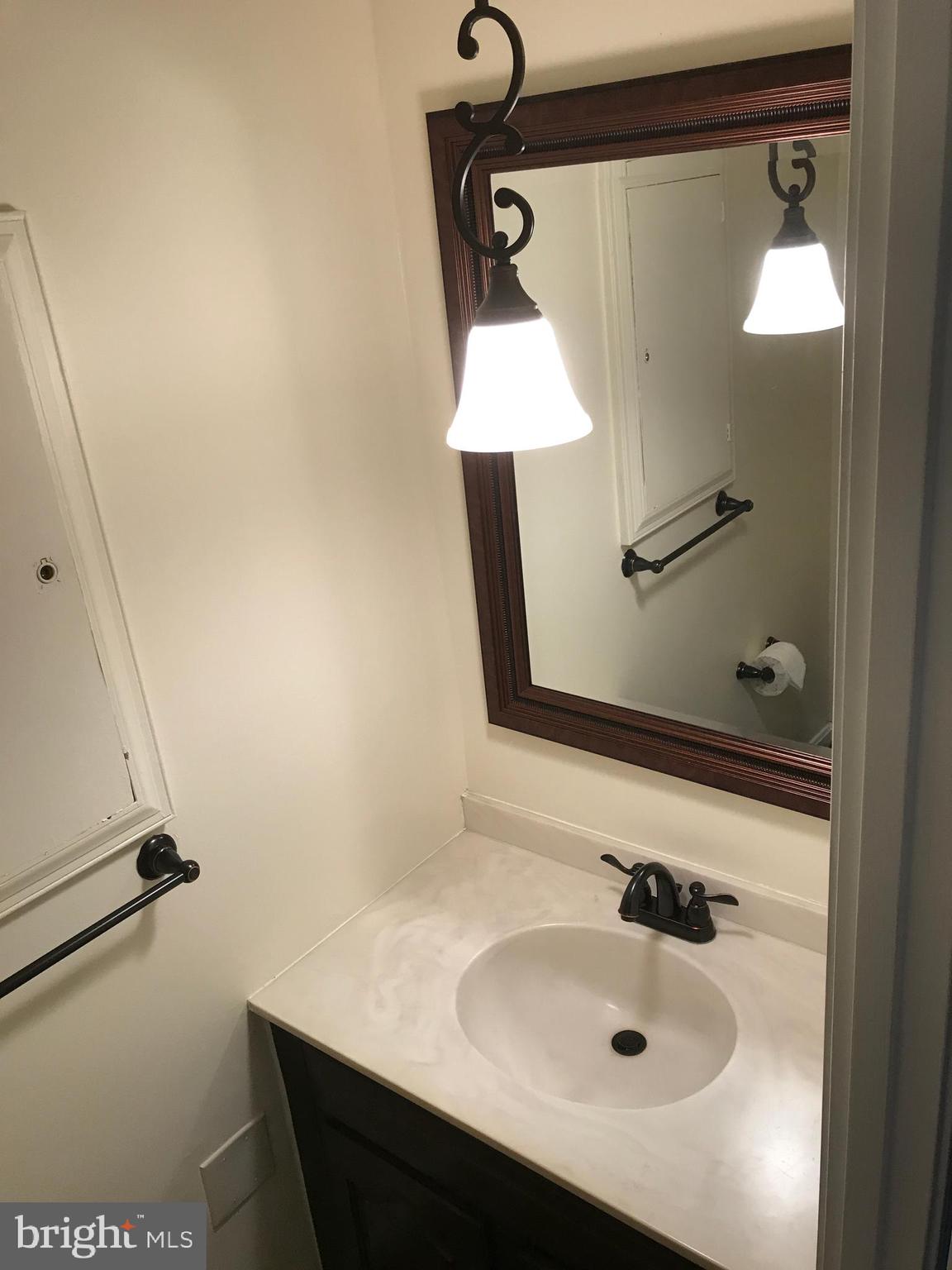 WATERGATE OF ALEXANDRIA - Residential Lease