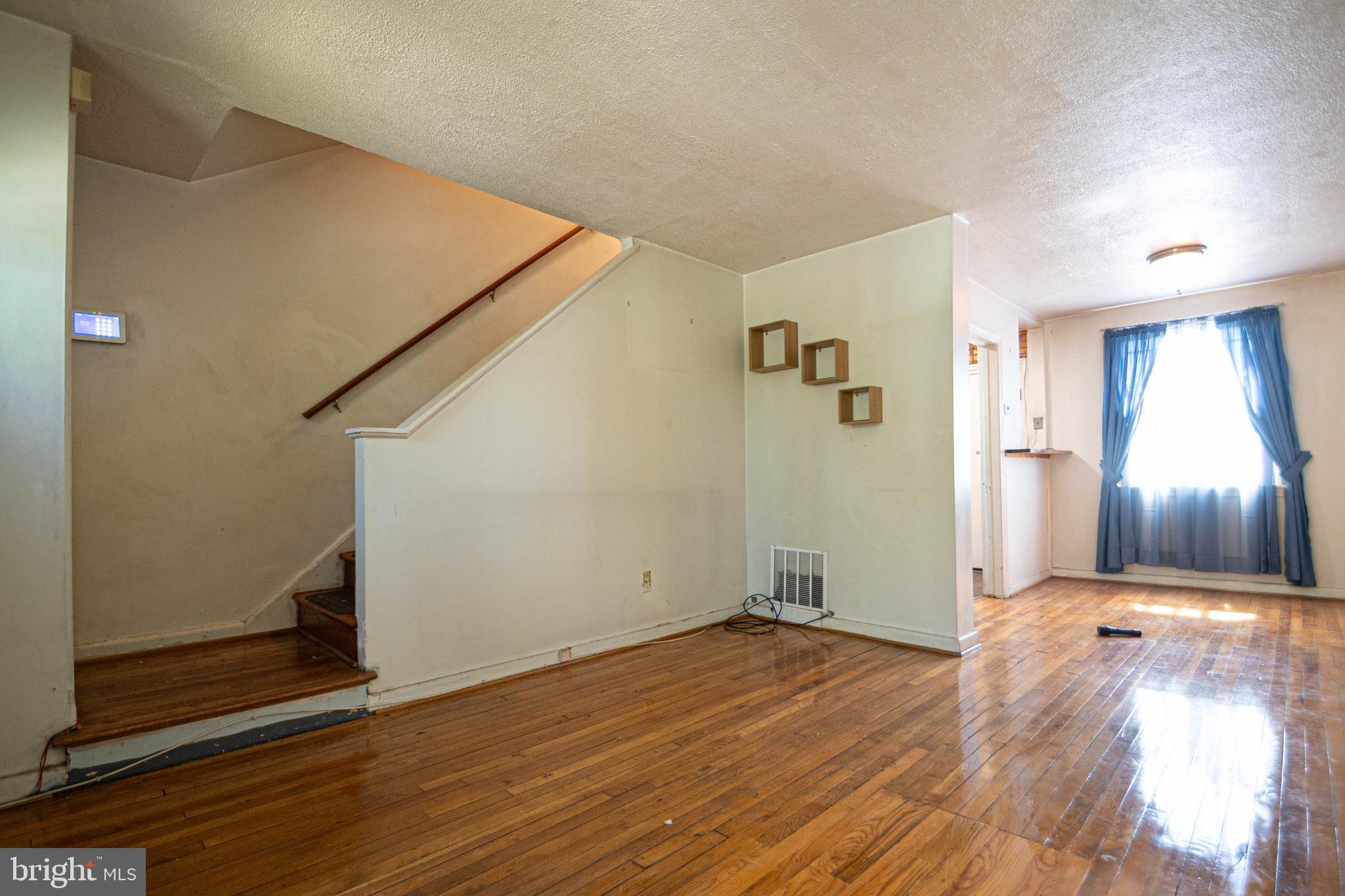 330 EASTERN AVENUE NE