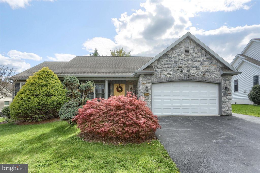 Photo of 1080 CAMBRIDGE DR, MANHEIM, PA 17545 (MLS # PALA2033646)