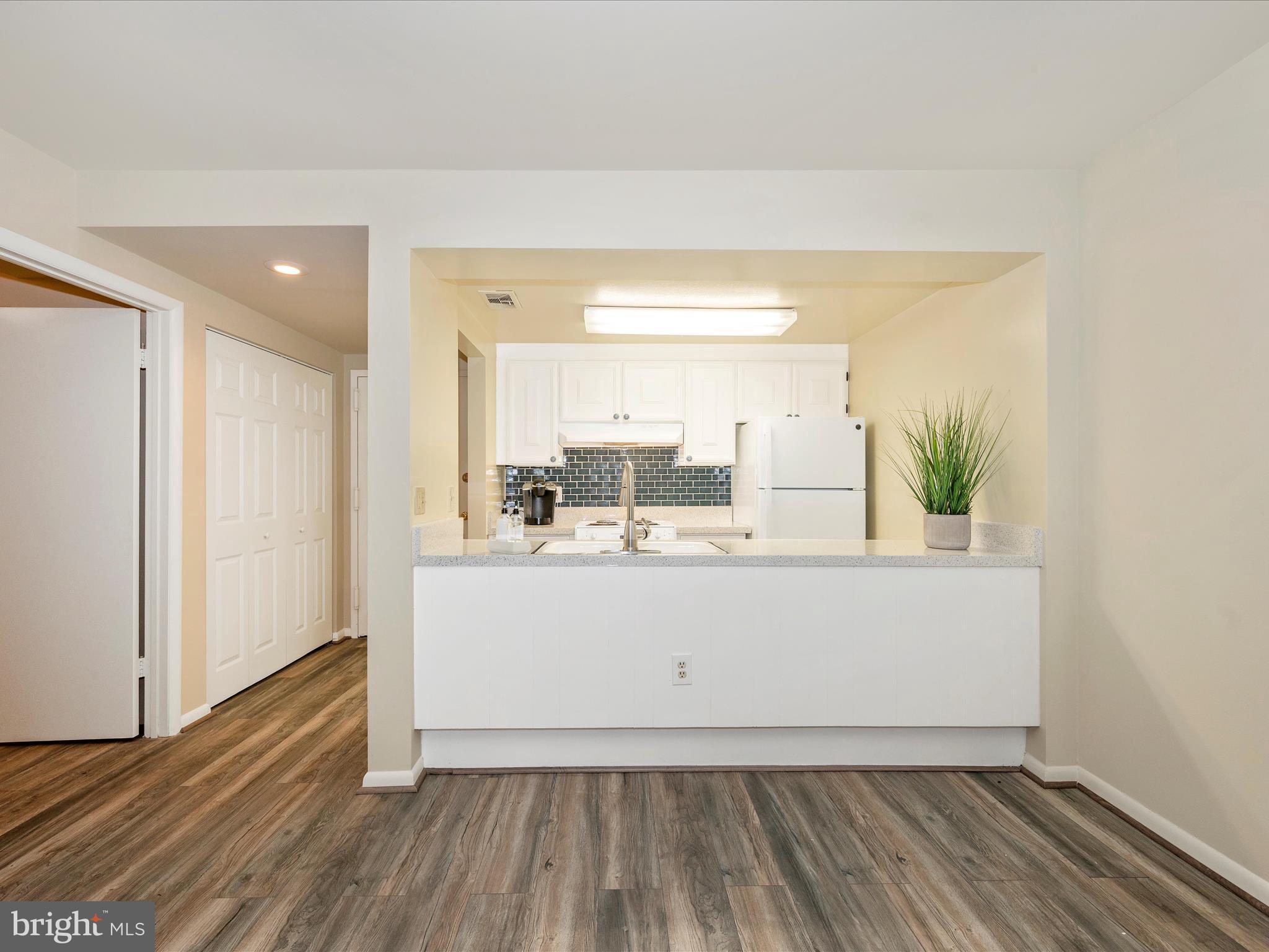 MONTGOMERY MUTUAL COOP - Residential