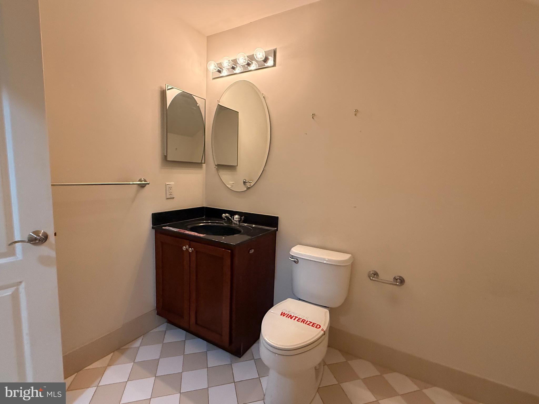 NEWTOWN WALK - Residential