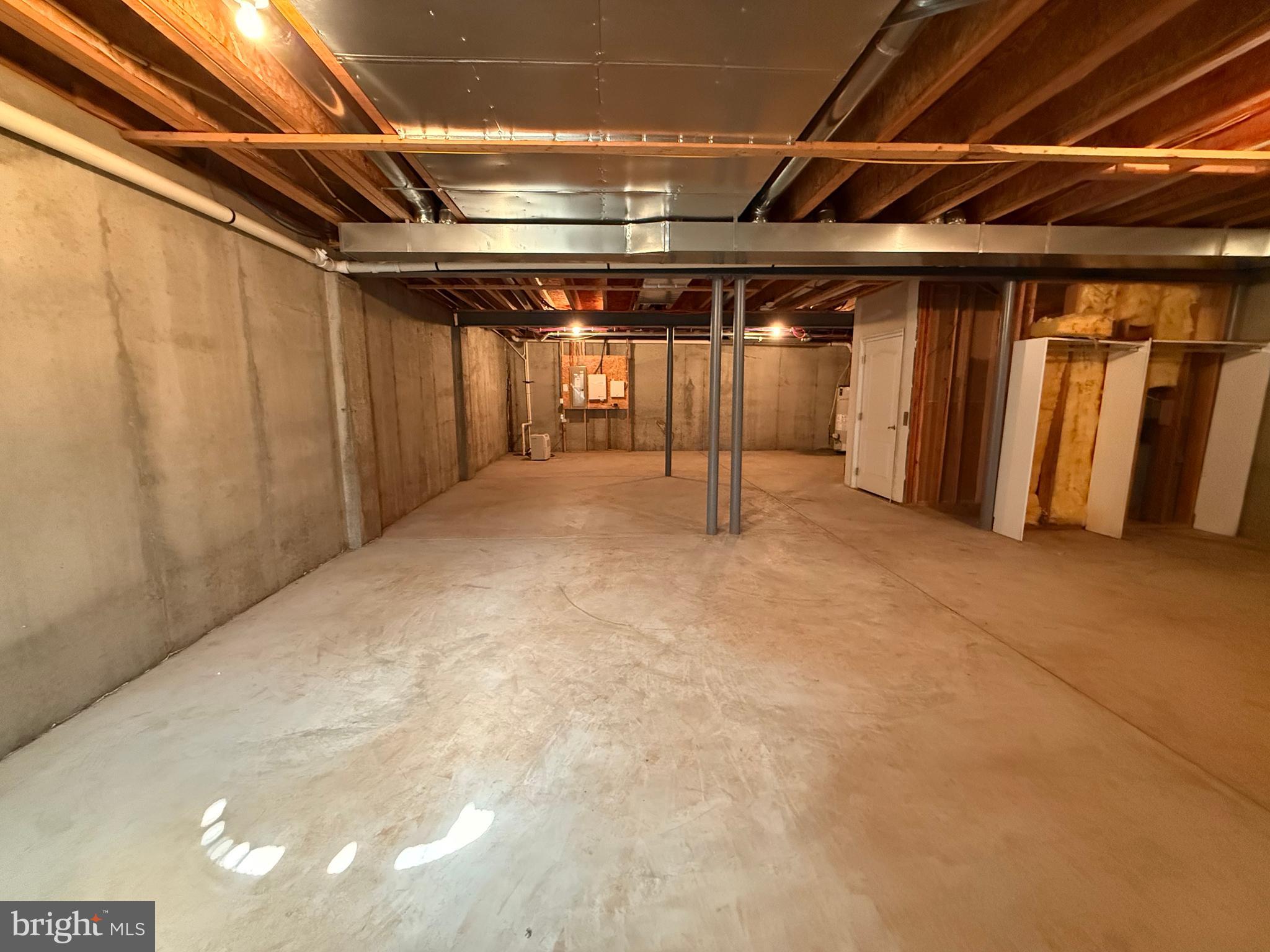 NEWTOWN WALK - Residential