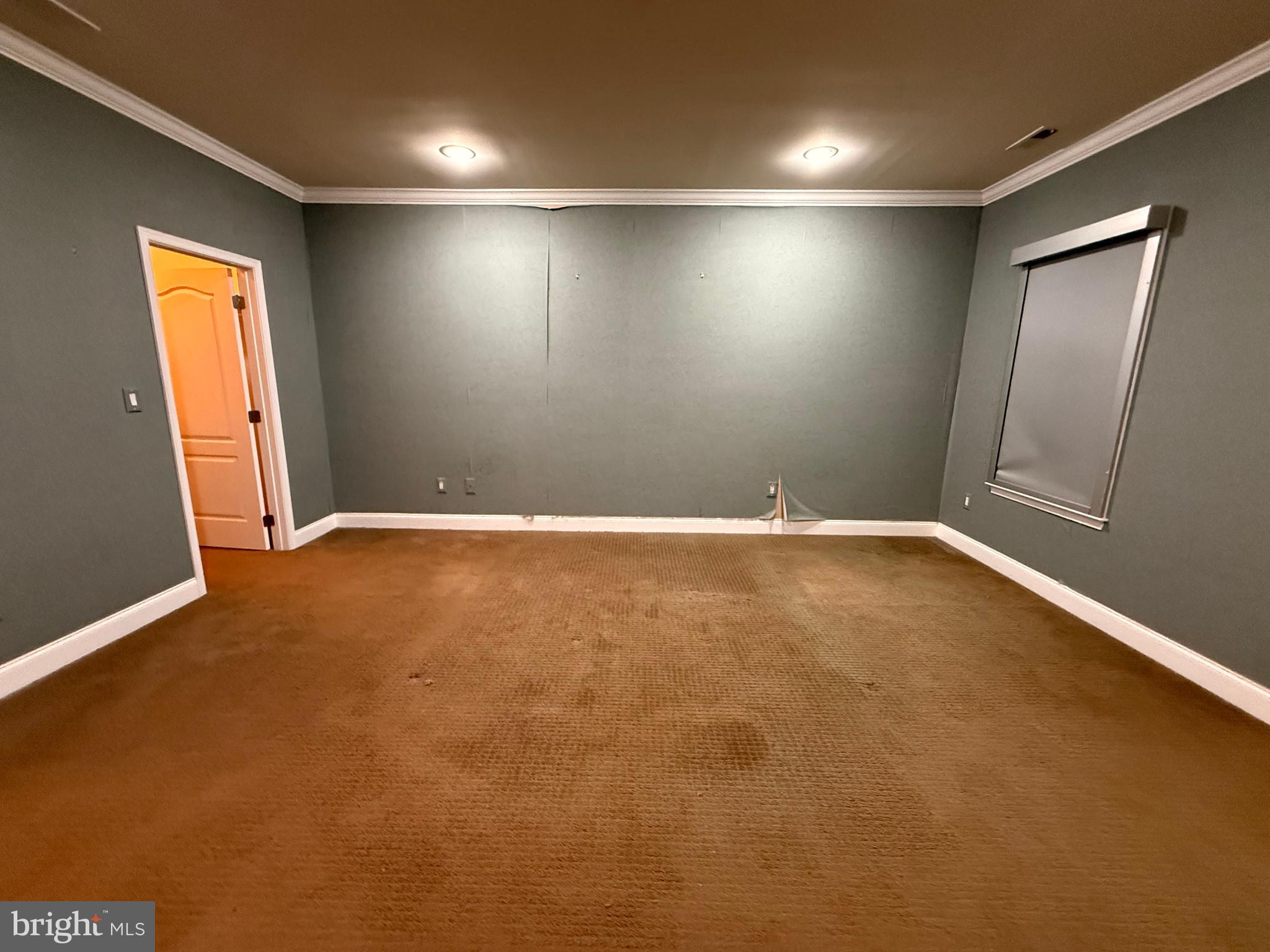 NEWTOWN WALK - Residential