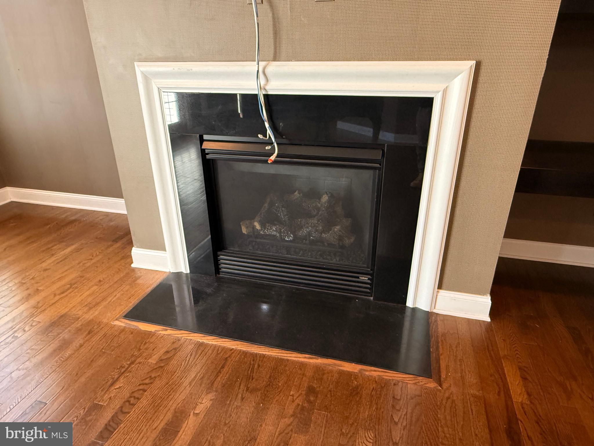 NEWTOWN WALK - Residential