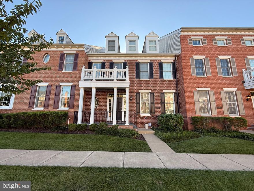 This is a HUD property-CASE #  441-902659      Lovely townhome in the desirable Newtown Walk community! Experience luxury living in a tranquil setting!! You'll find ample space in this 3 level home with plenty of windows and dormers letting in all the natural light!  Enjoy a well equiped kitchen boasting stainless steel appliances, double sink, coordinating subway tile backsplash, gas range with built in oven and microwave, chic pendant lighting, convenient breakfast bar and plenty of cabinet space! Dine in front of the gas fireplace, or continue through the sliding glass doors to a beautiful deck! Perfect for entertaining!! You will also find a spacious living area and family room, 3 bedrooms, one being used as a large walk in closet, a bonus room that could be used as an additional bedroom, and ample closet space. There are two full baths and two half baths and the full basement boasts 9 ft ceilings! Ideal to finish or use for extra storage! Laundry is a snap with the separate laundry room, and  the two car garage  provides plenty of parking space! Home is close to schools, shopping and restaurants. A must see! Schedule your showing today!

HUD home sold "AS IS" Buyer is responsible for ALL transfer tax. Managed by K.M. Minemier & Associates. All offers that require financing must include a Lender's written pre-approval letter or proof of funds, which must include the case # & the address. All lenders must be willing to lend on an "AS IS" condition. The utilities are off, so PLEASE use CAUTION. The buyer's agent must be present for all showings & inspections. All property information, including the "property condition report," is available on the web. Municipalities requiring City Certs/ Use & Occupancy are at the Buyer's expense. Buyers' agents must obtain all required certificates. Visit the  HUD website (in agent remarks) for deadlines and bidding or to view more properties. Buyer pays all transfer tax, U&O & conveyancing fees. Disclosure & property condition report attached in MLS This property is IN (Insured ) First 15 days Owner Occupants ONLY  If  UN(Uninsured)  First 5 days Owner Occupants Only