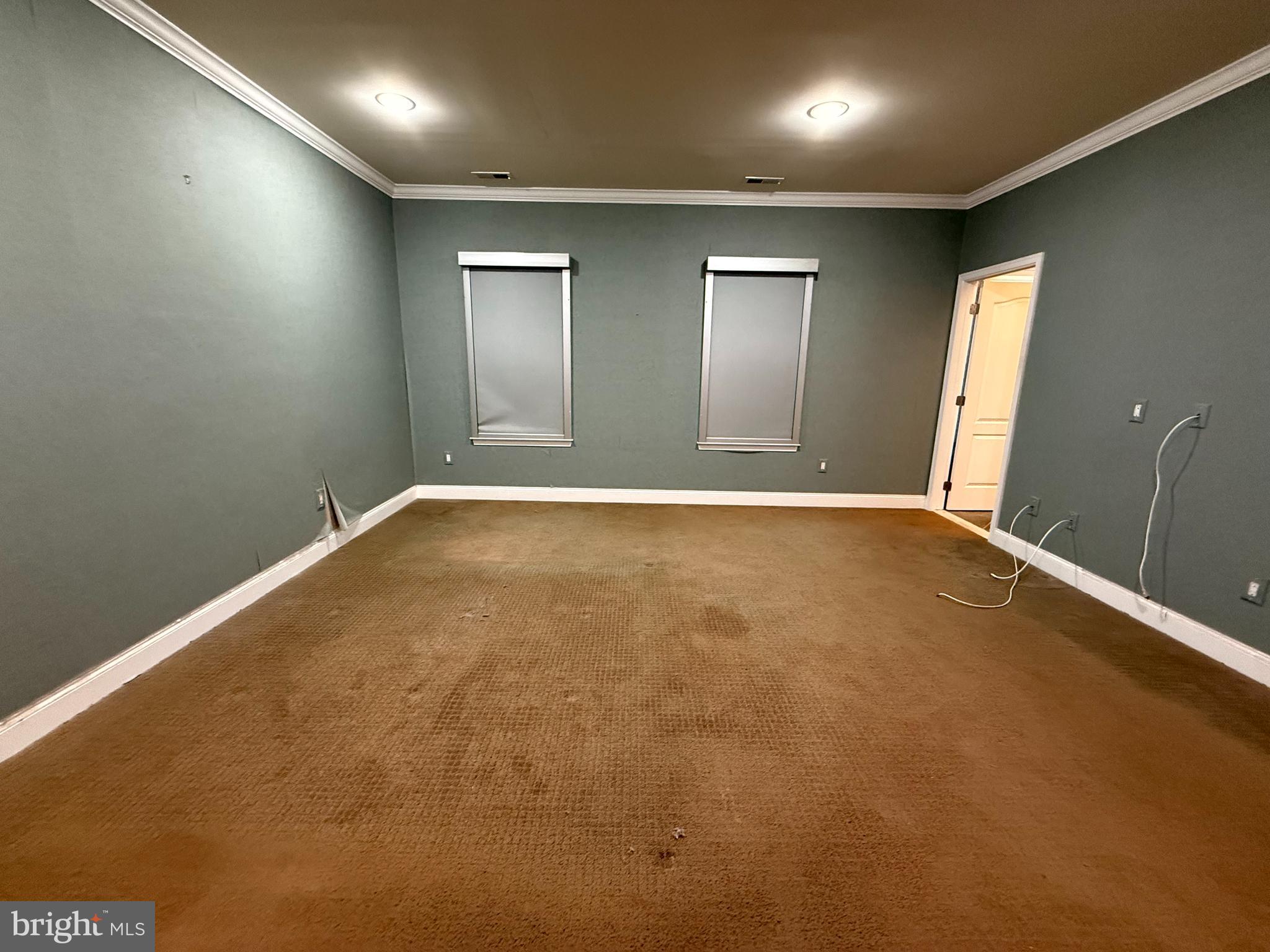 NEWTOWN WALK - Residential