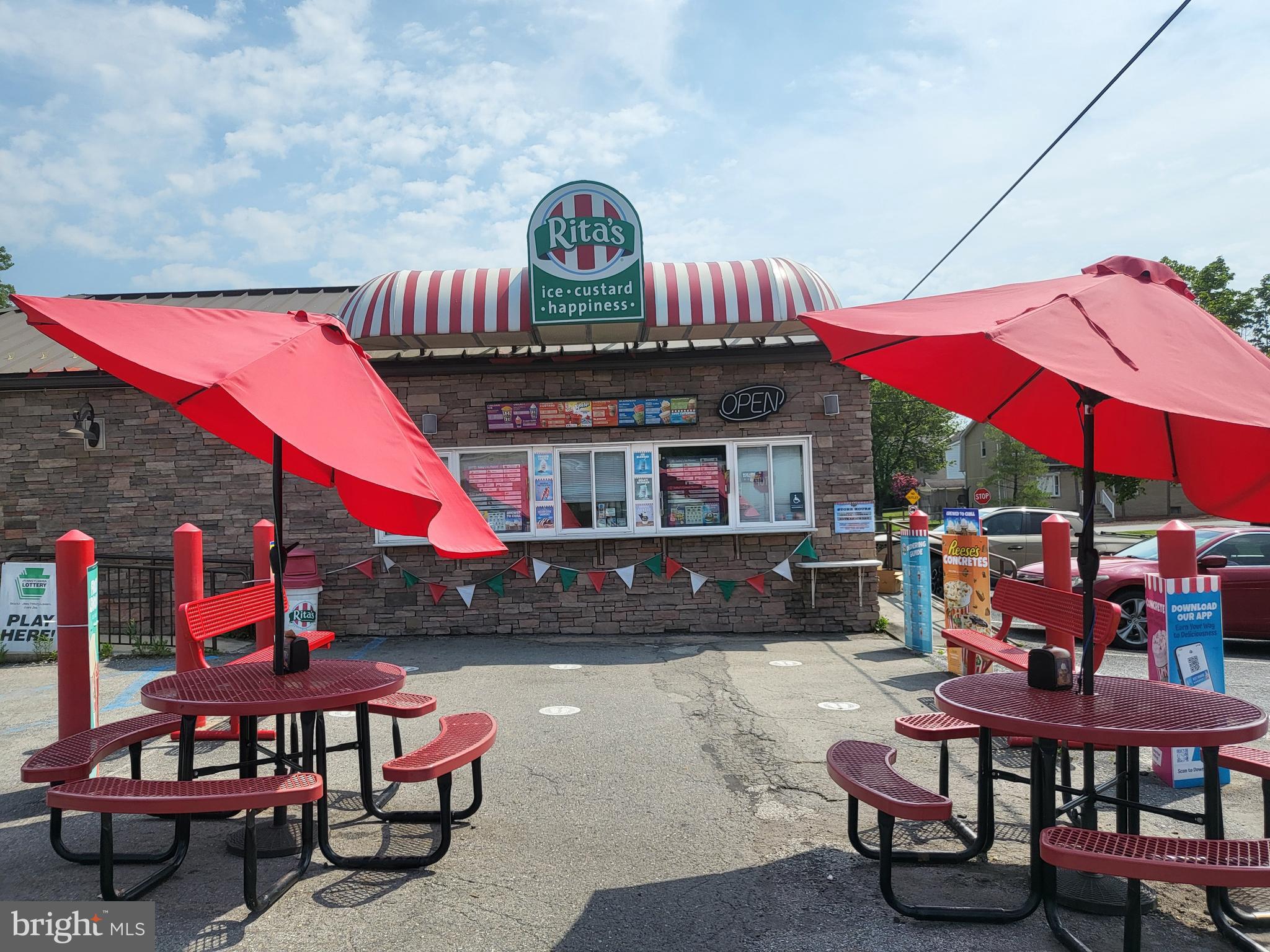 220 CLAREMONT AVENUE