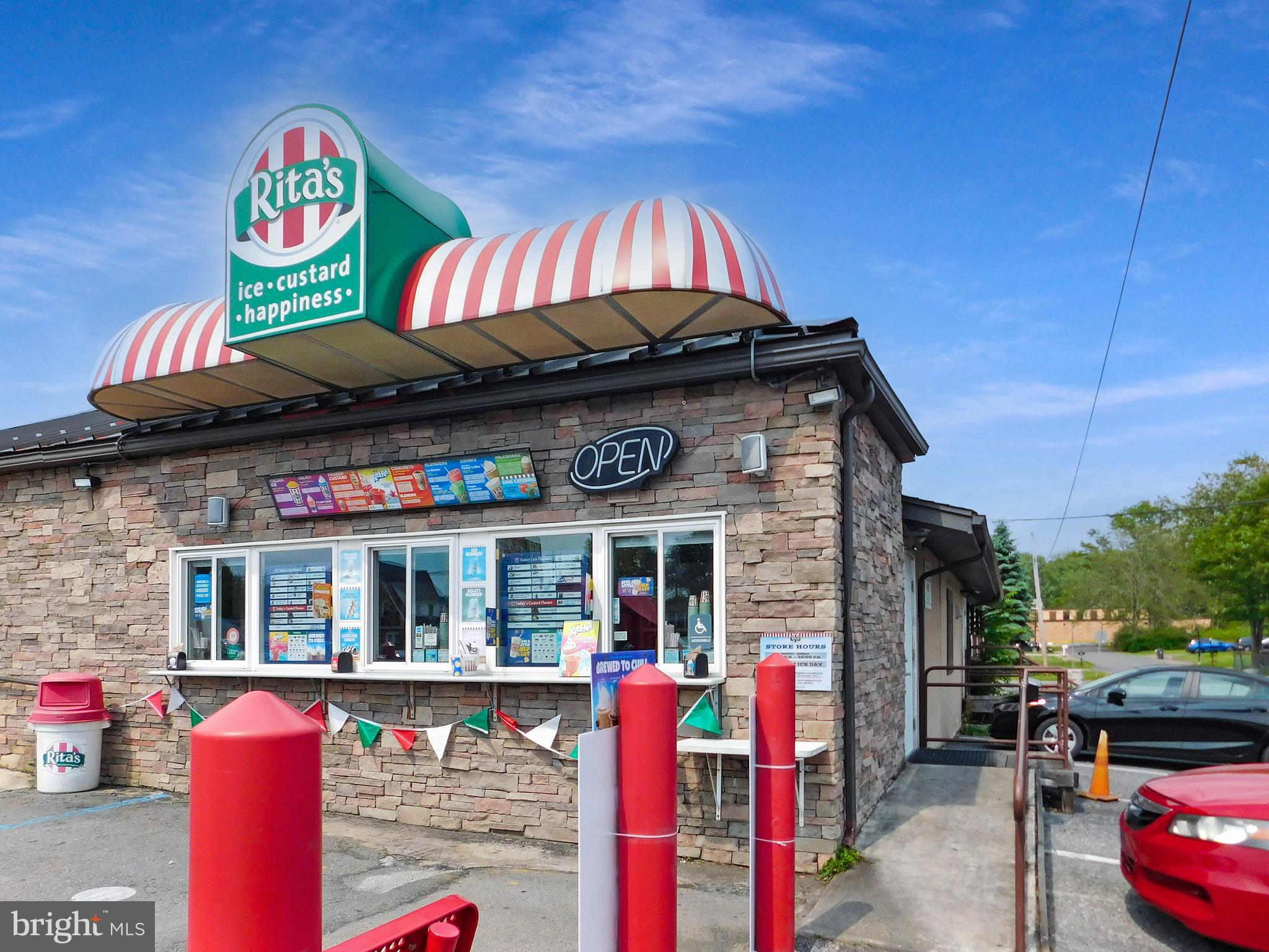 220 CLAREMONT AVENUE