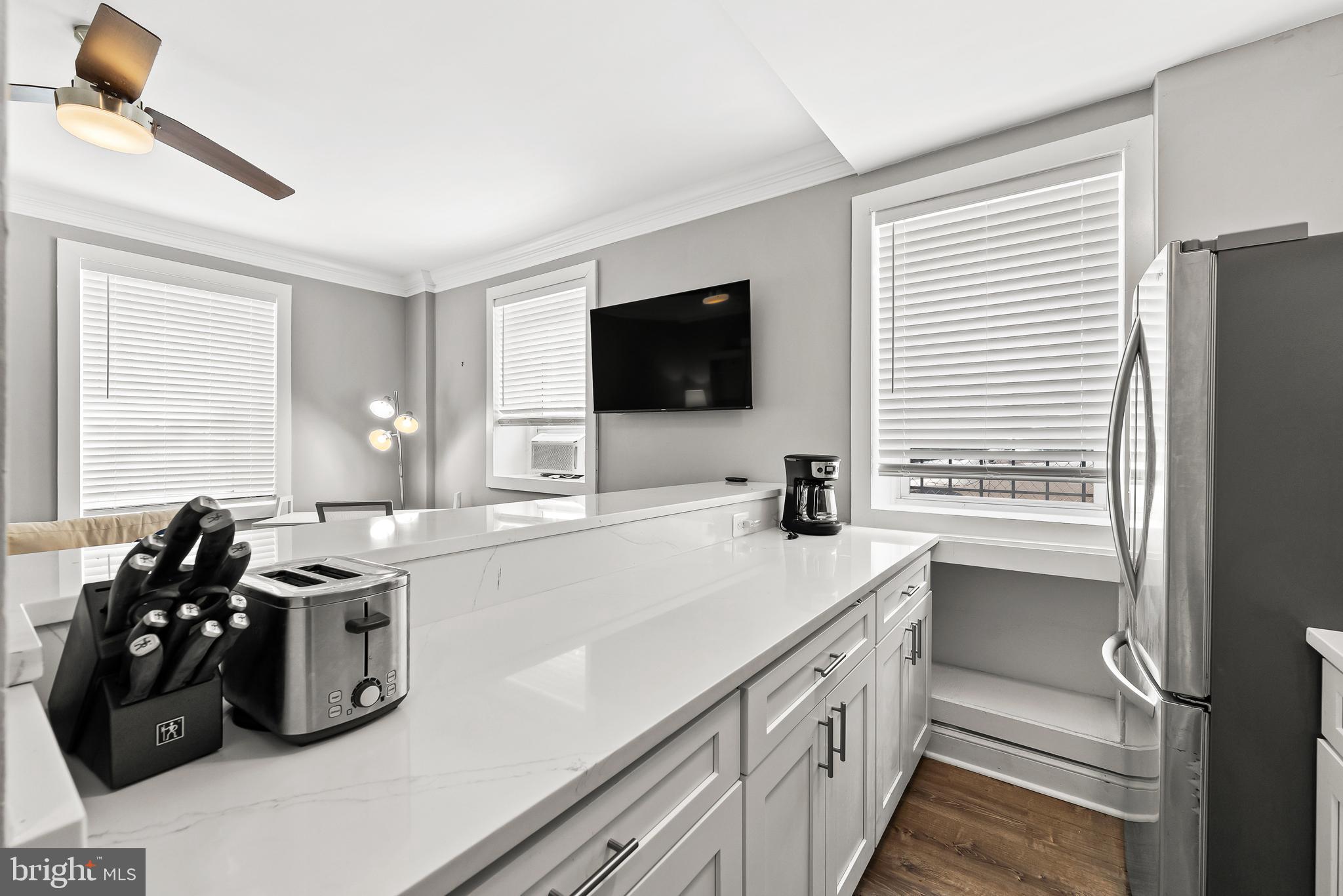115 2ND STREET NE 16