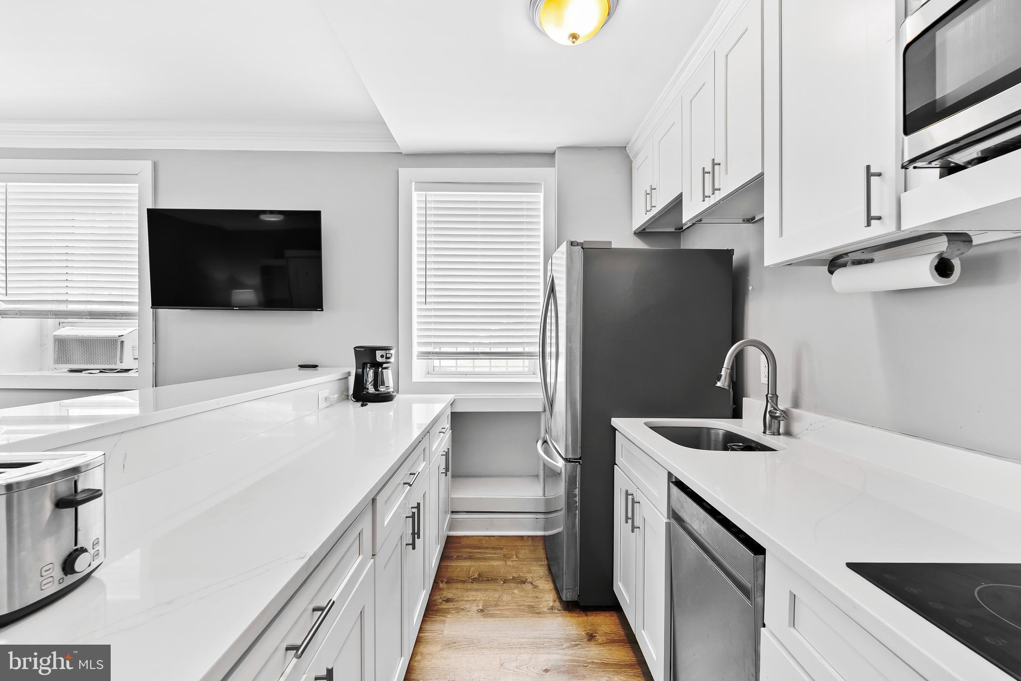 115 2ND STREET NE 16